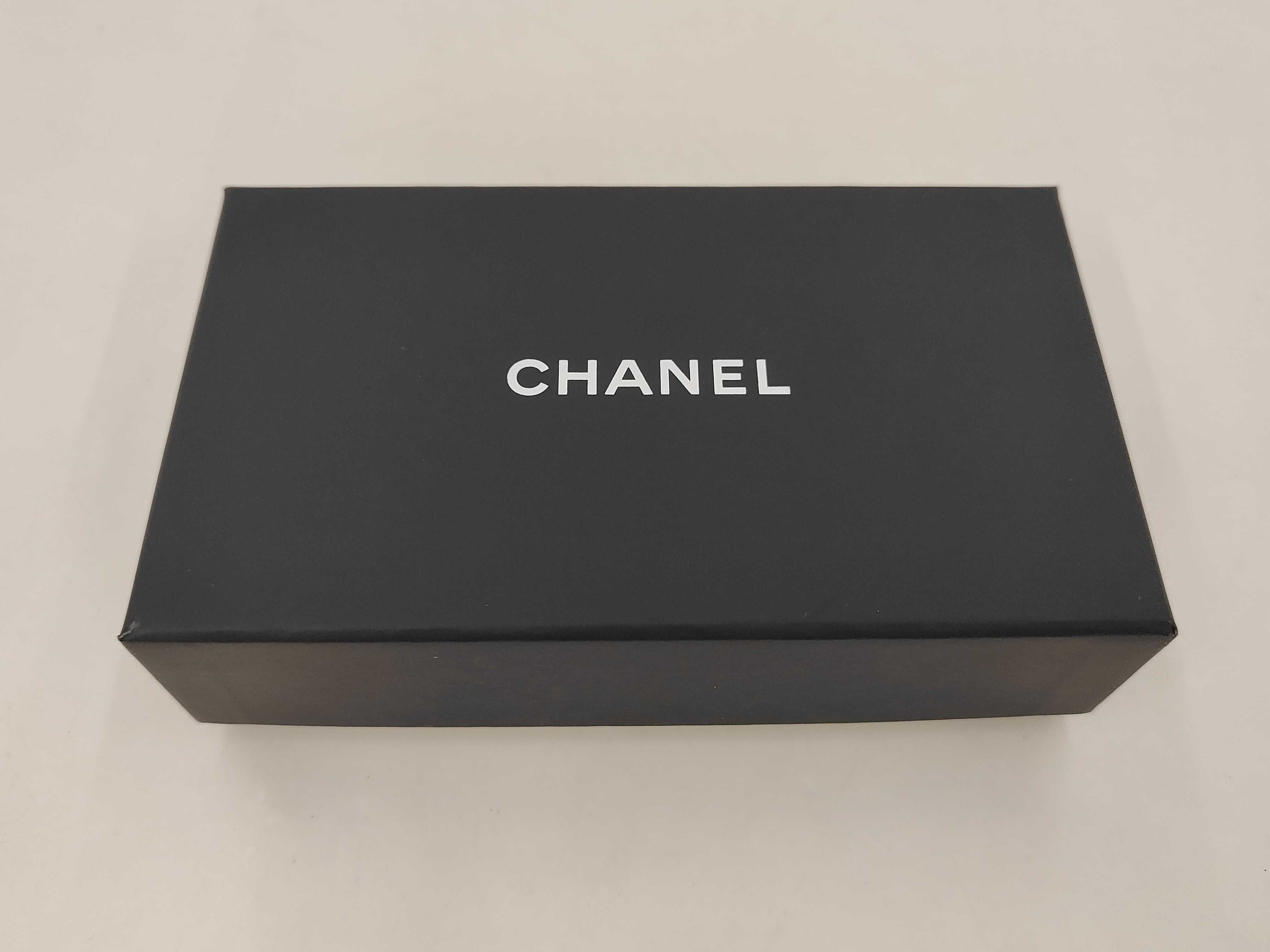Accessories Card Case Caviar Microchip Card Case — view 12