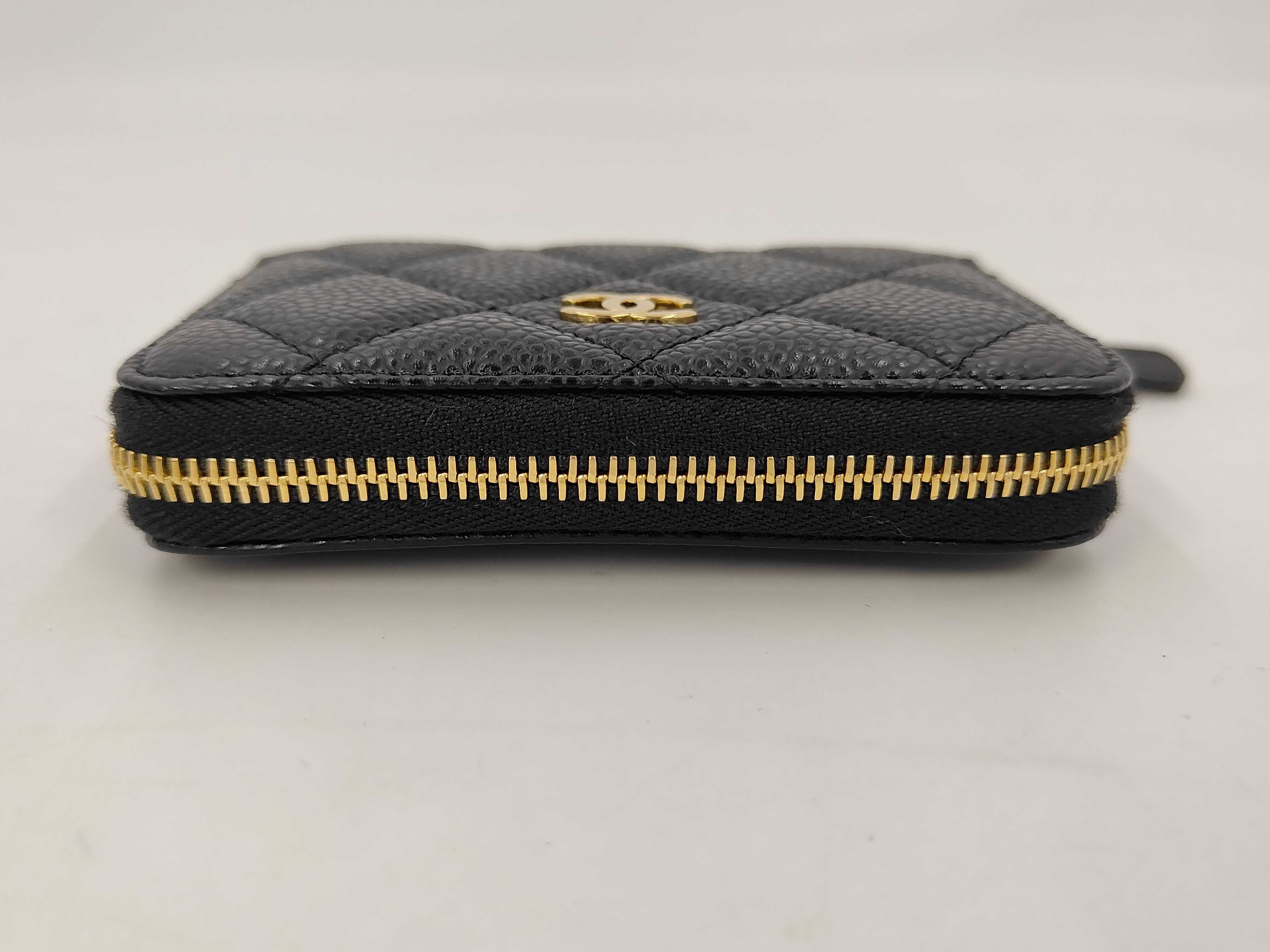 Accessories Card Case Caviar Microchip Card Case — view 6