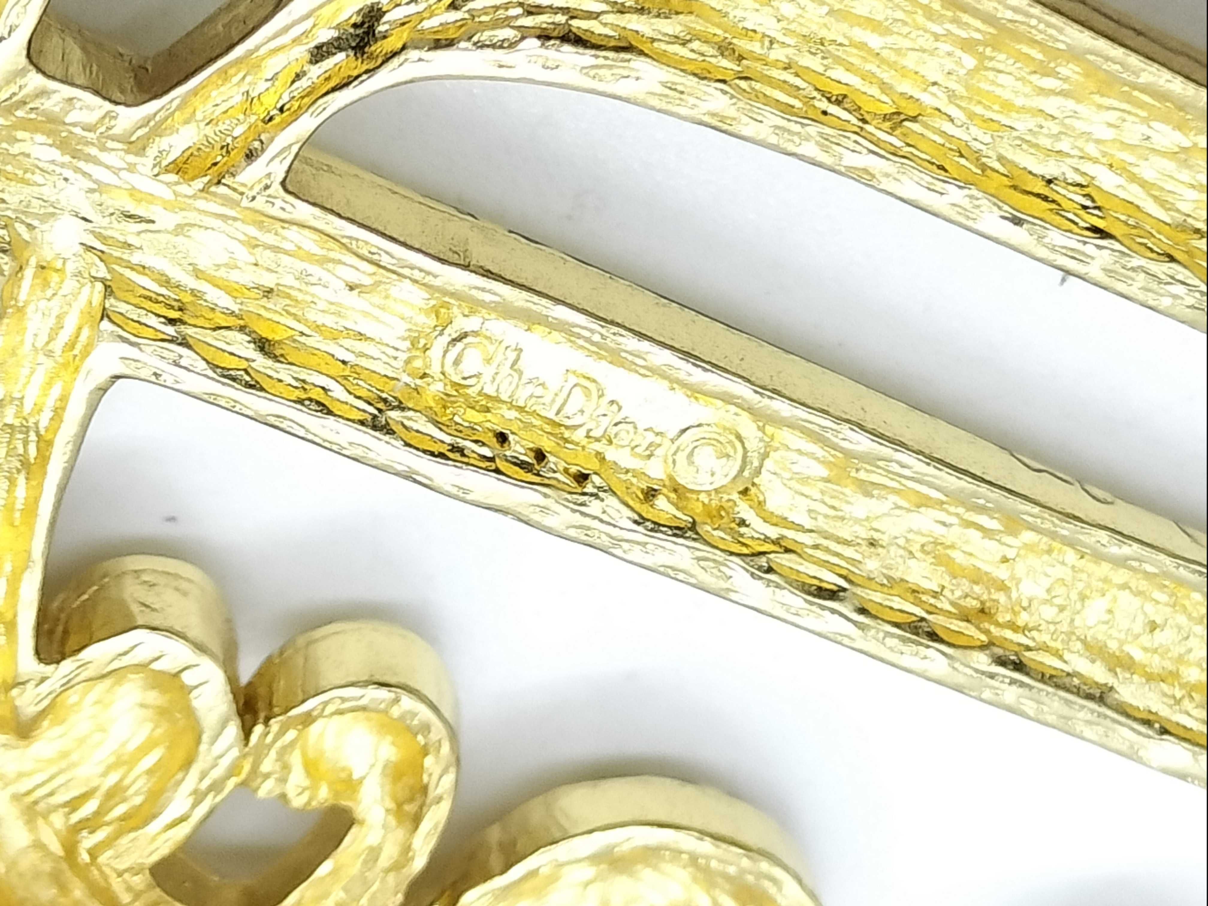 Emblem Brooch, Gold Brooch — view 5