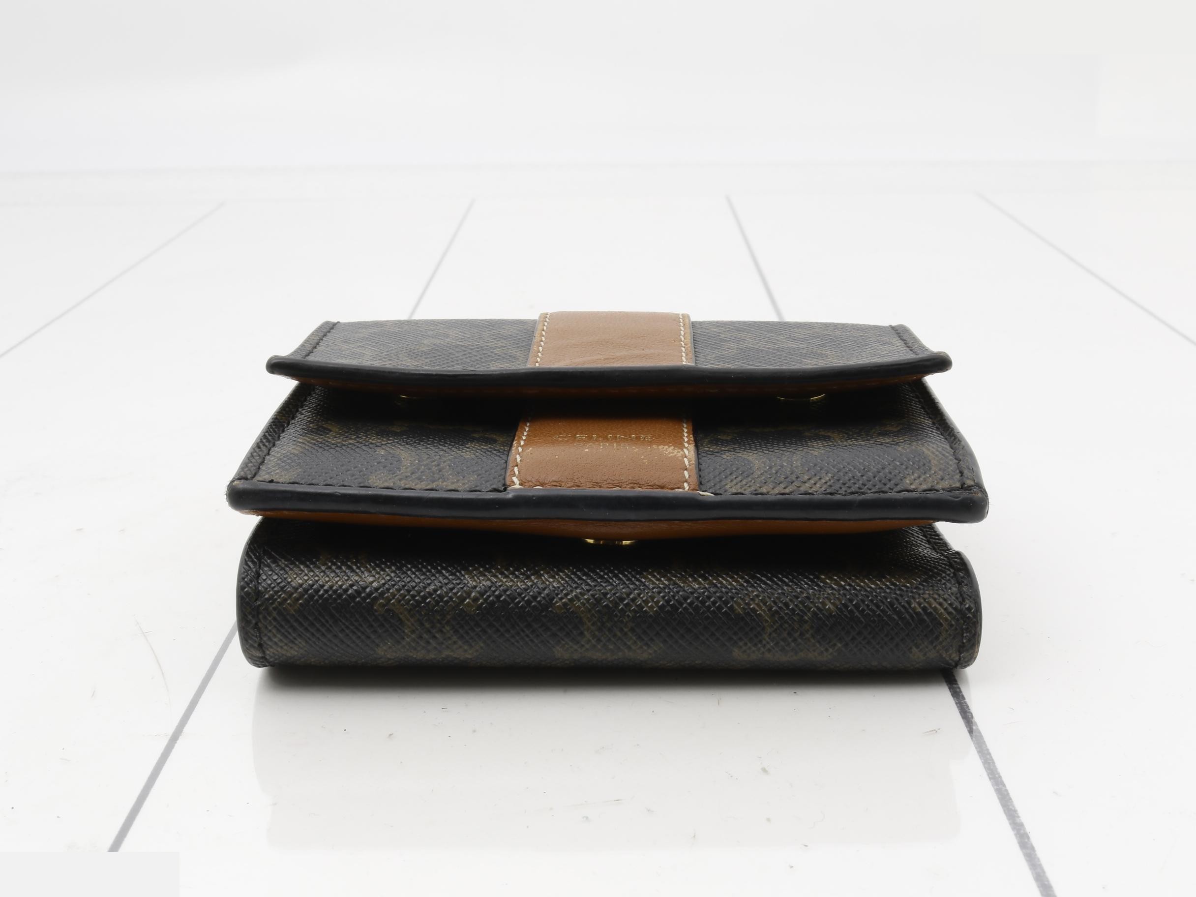 Wallet, Triomphe Canvas, Small Trifold Wallet, Black, Brown — view 3