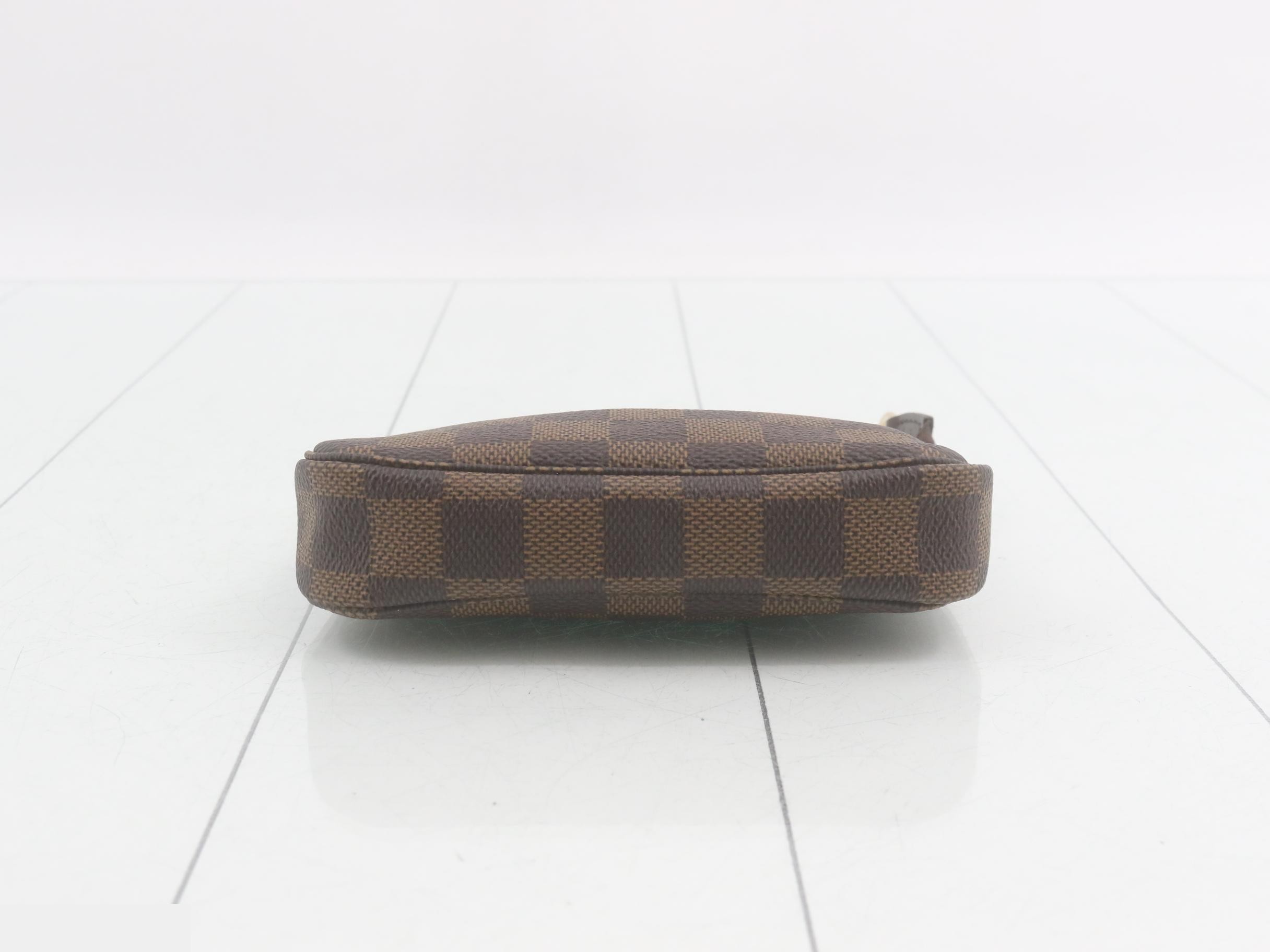 Mini Pochette Accessoires, Retail Price ¥115,500, Unused — view 3