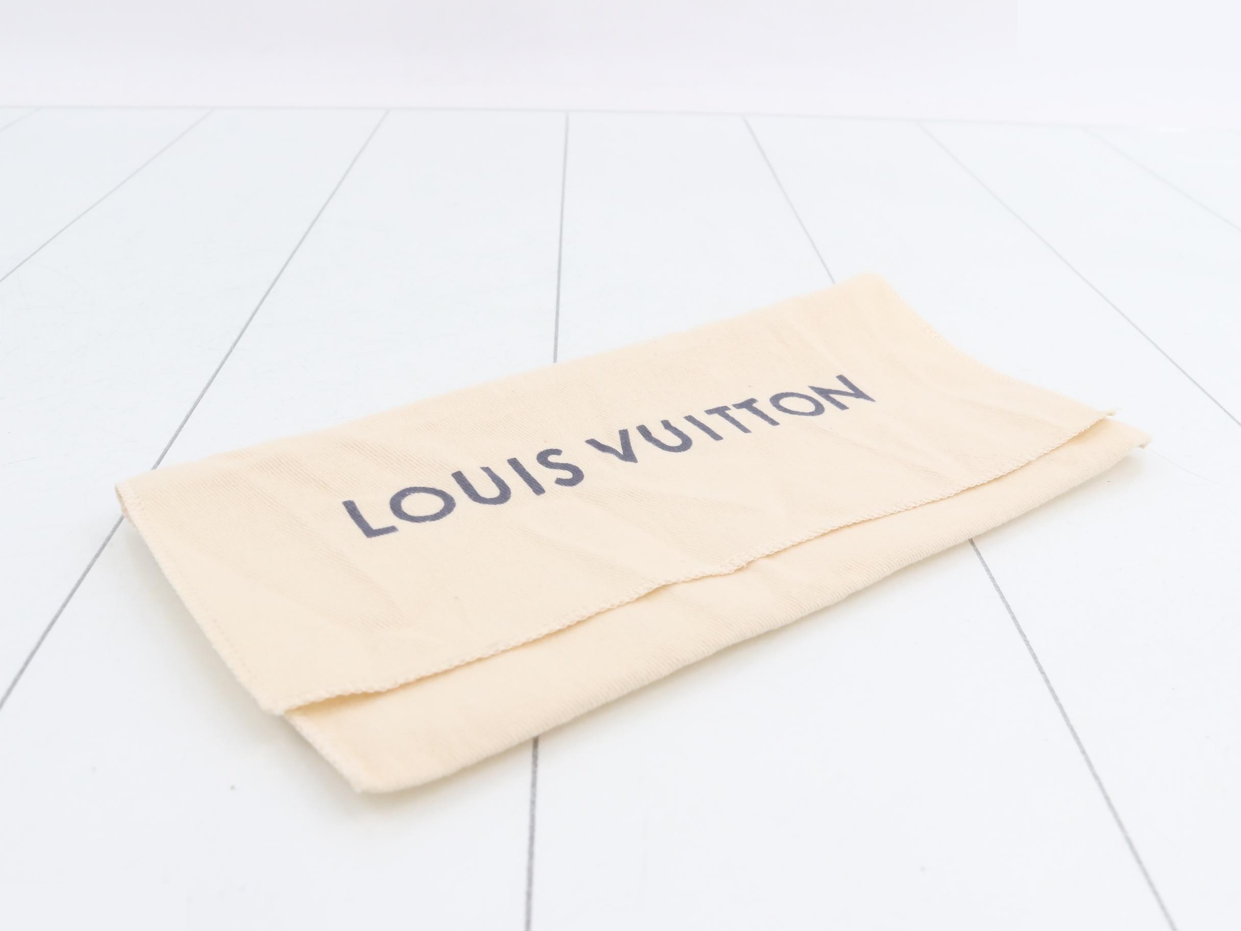 Mini Pochette Accessoires, Retail Price ¥115,500, Unused — view 5