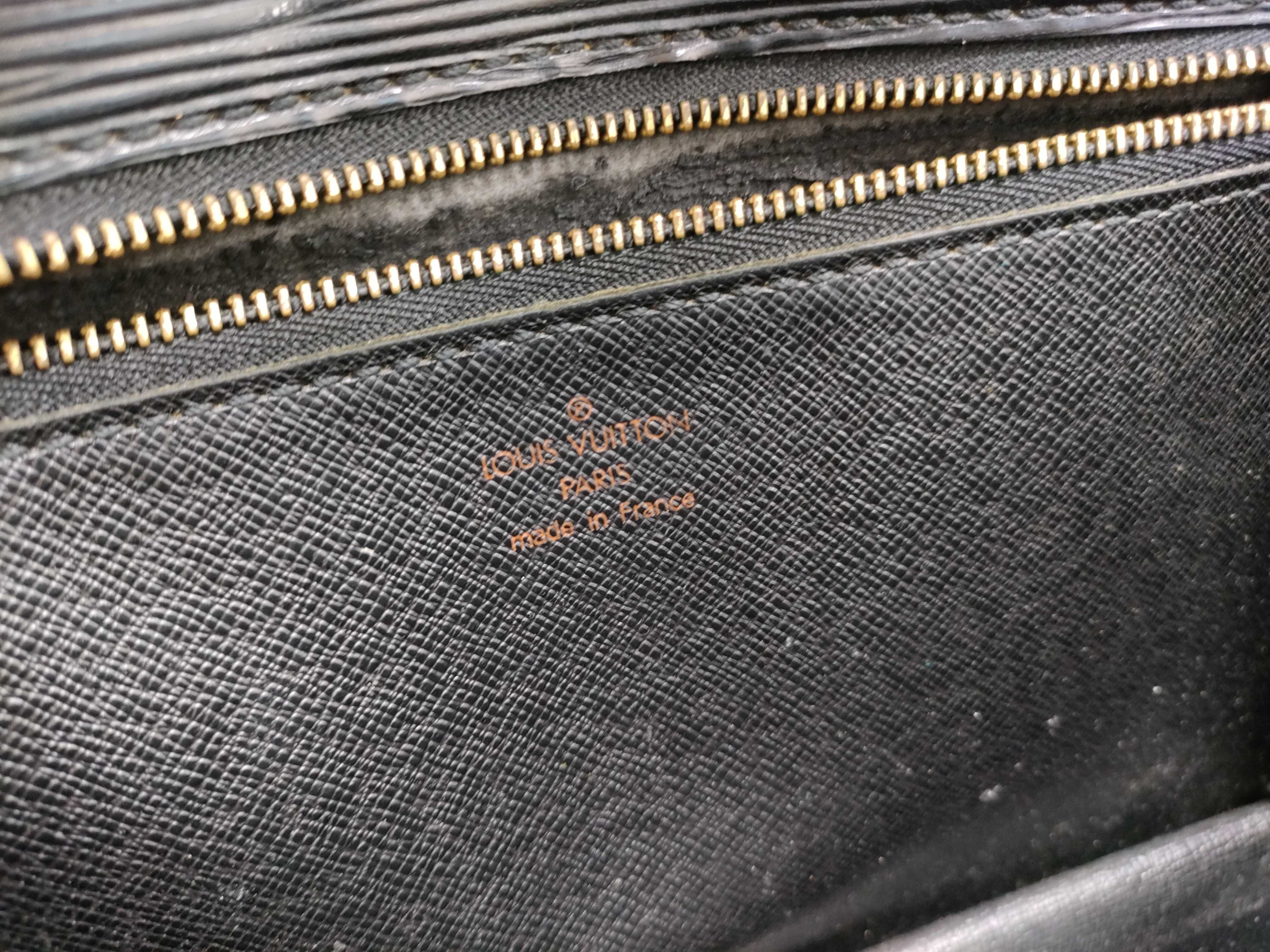 Epi Dragonne Second Bag — view 11
