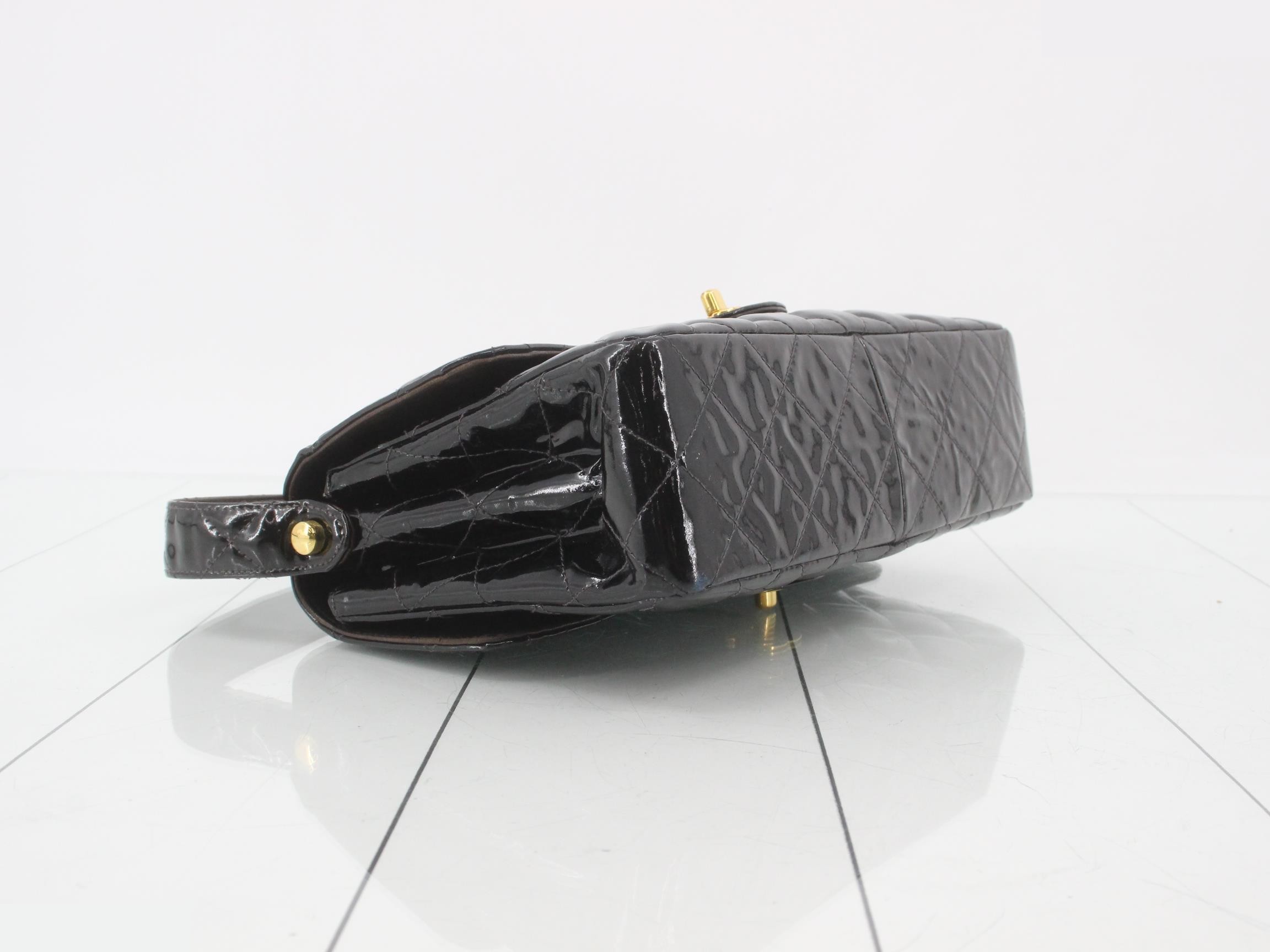 Double-faced patent leather one-shoulder bag — view 5