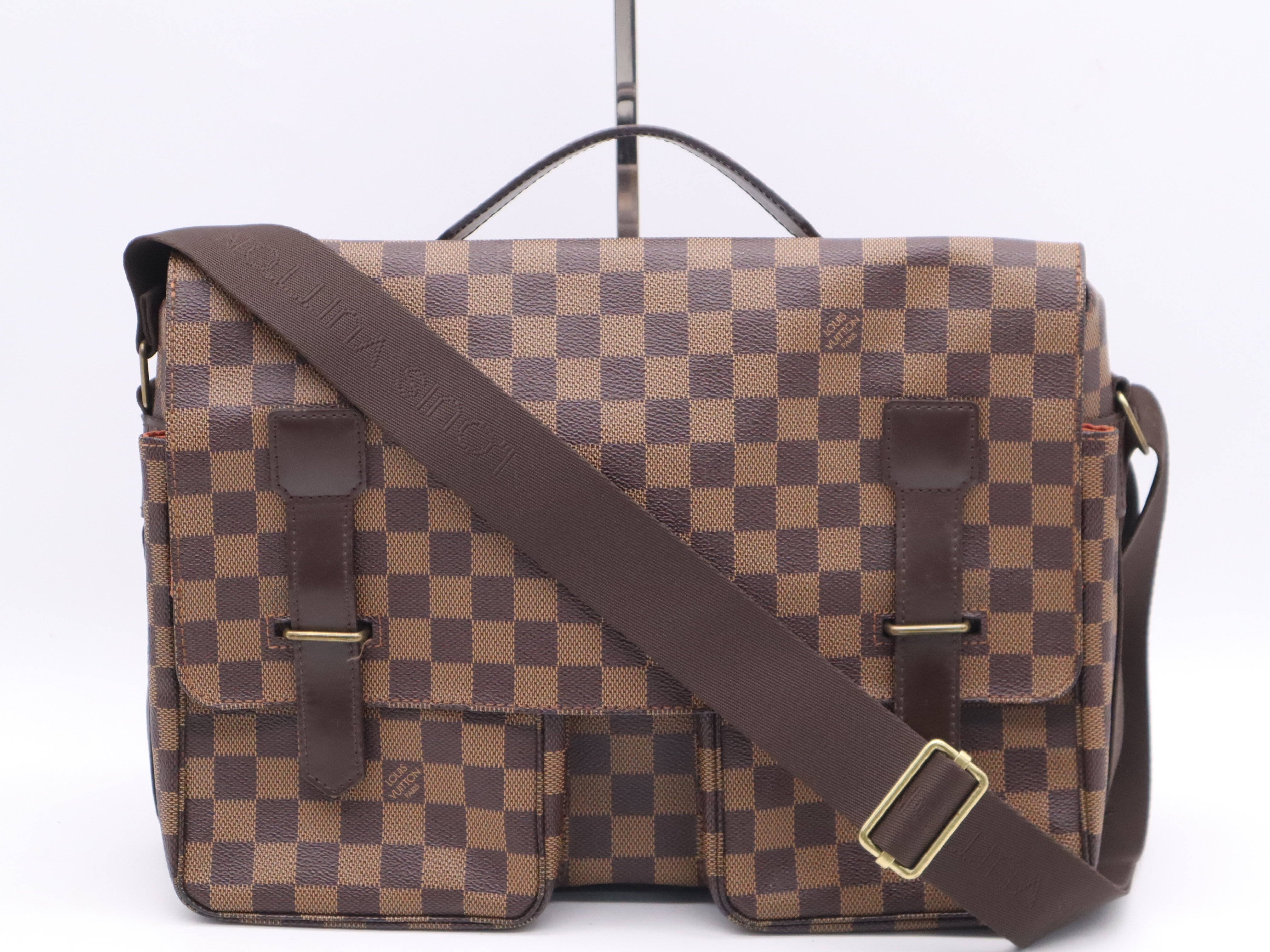 N42270 Damier Broadway Shoulder Bag