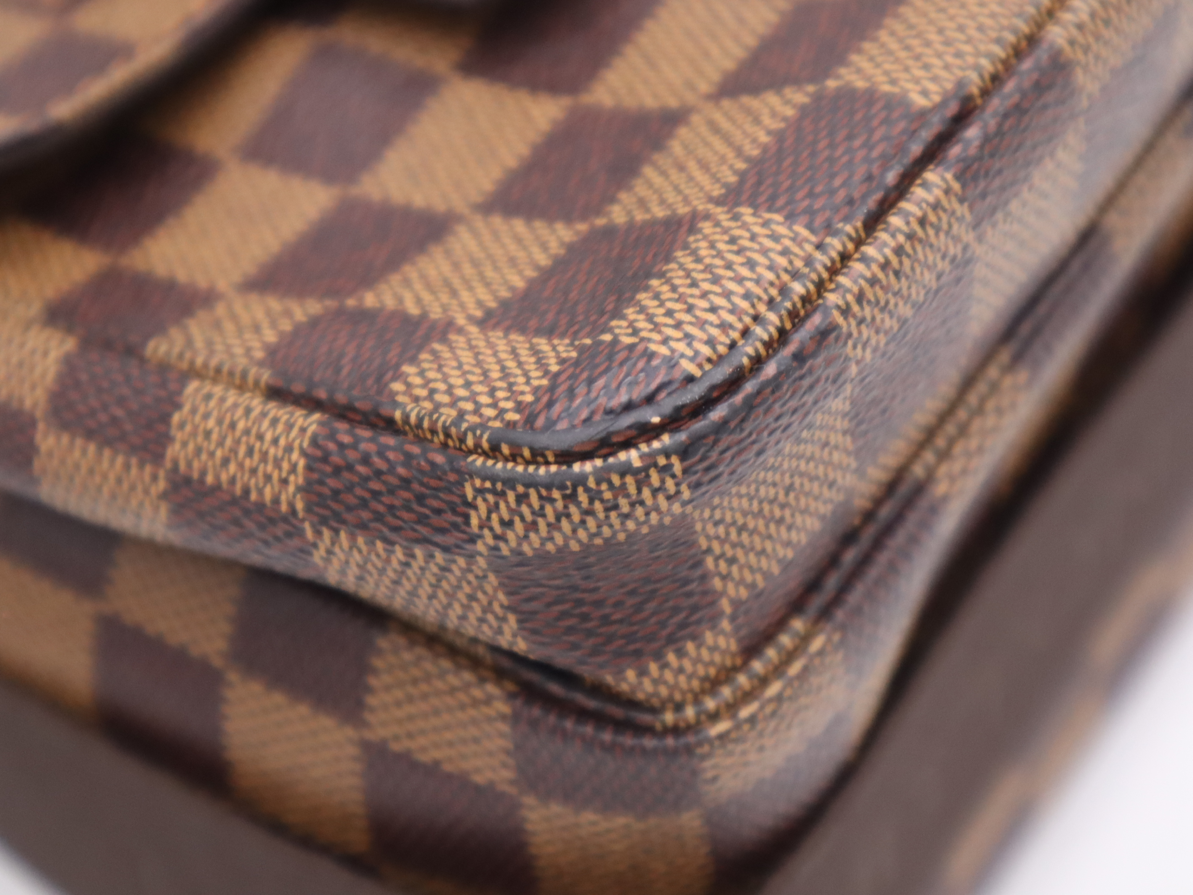 N42270 Damier Broadway Shoulder Bag — view 10