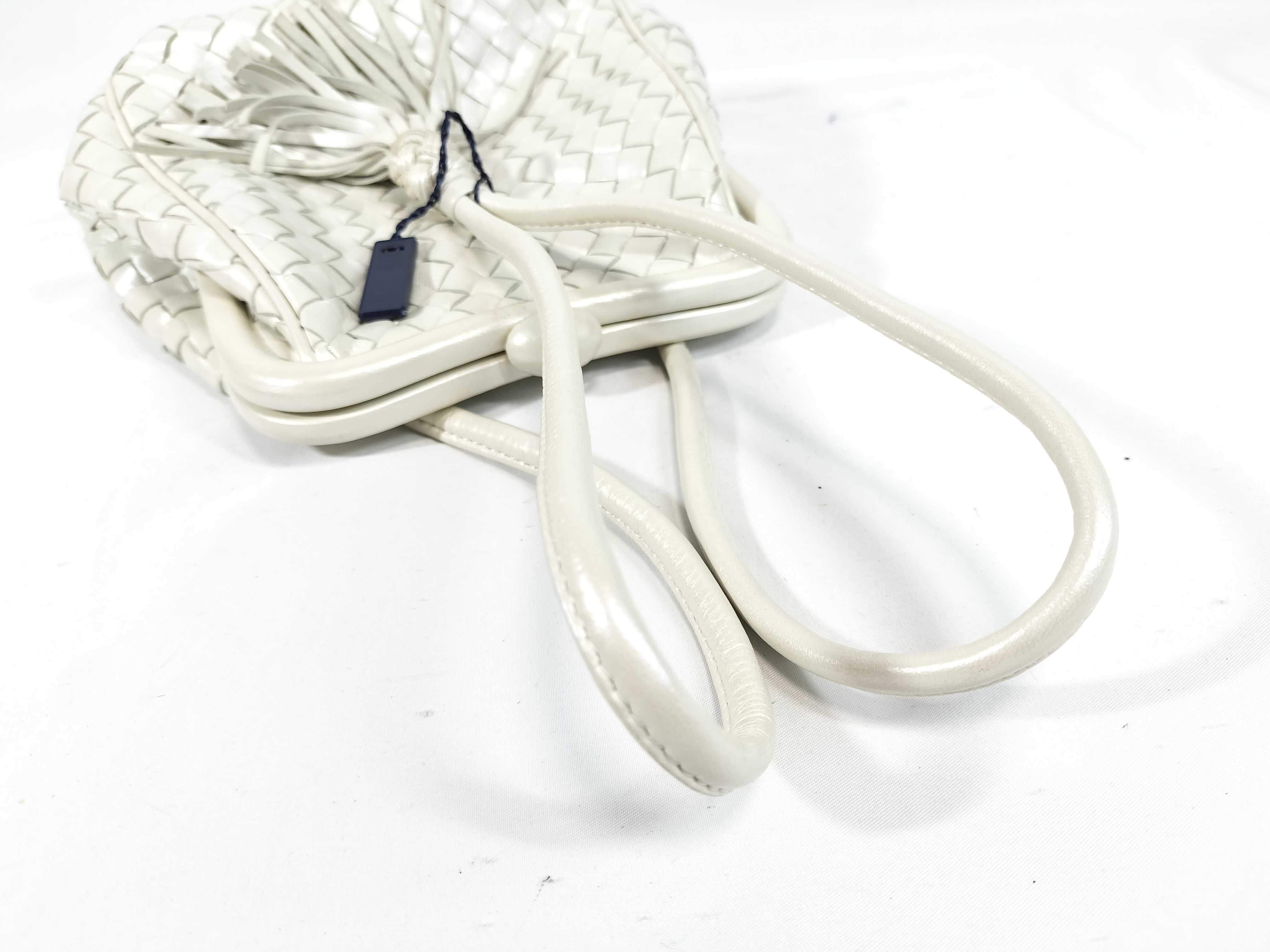 Handbag Intrecciato White Handbag — view 3