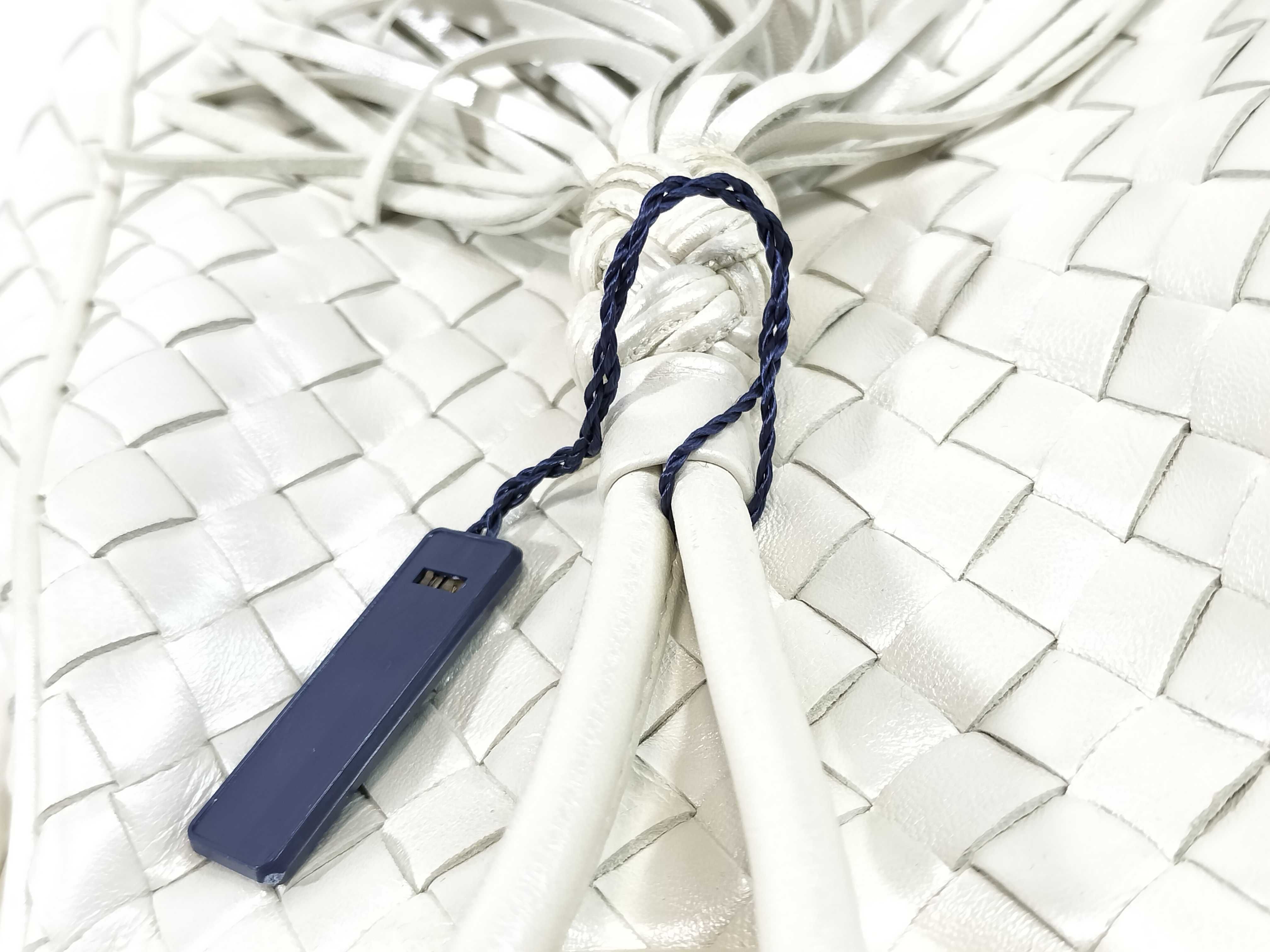 Handbag Intrecciato White Handbag — view 5