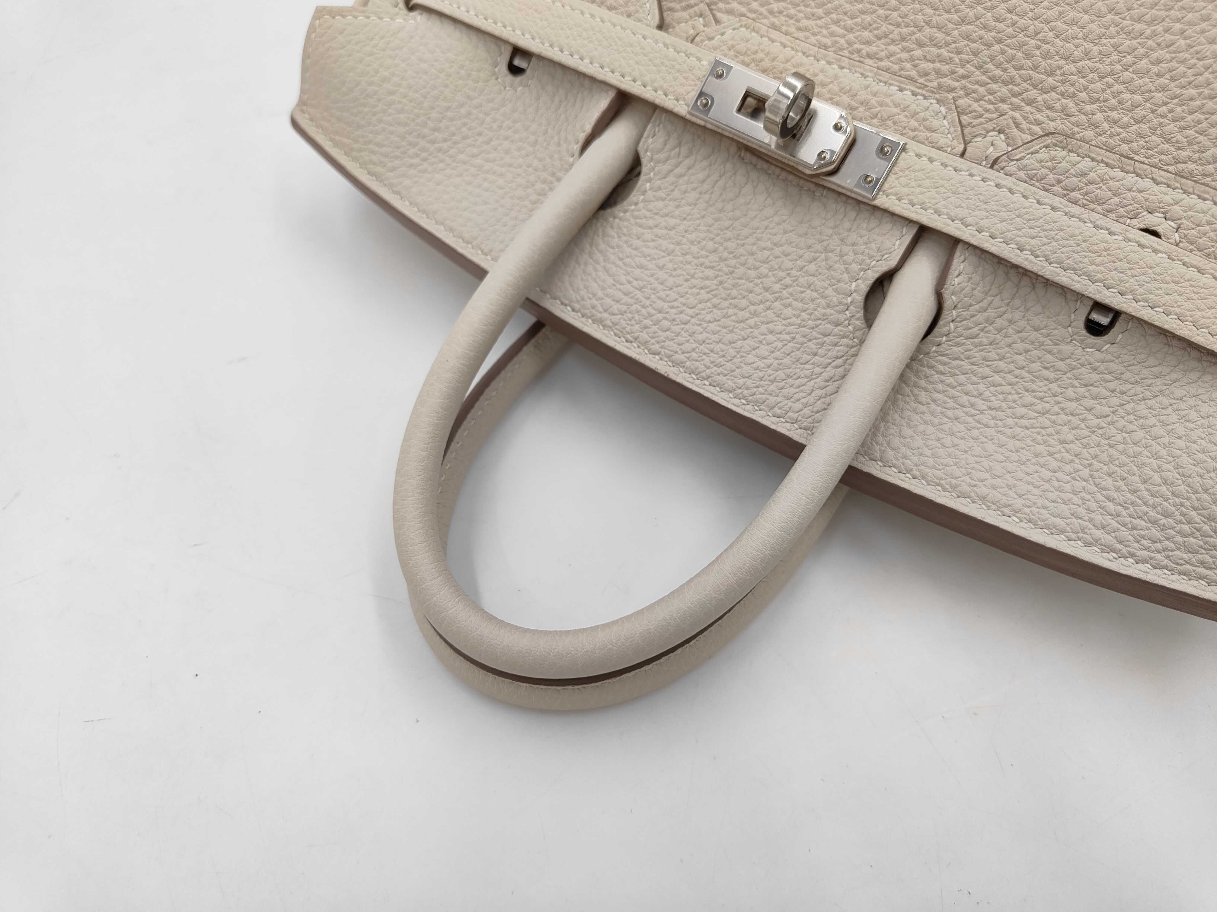 Birkin 25 Craie Togo Silver Hardware W Stamp Handbag — view 6