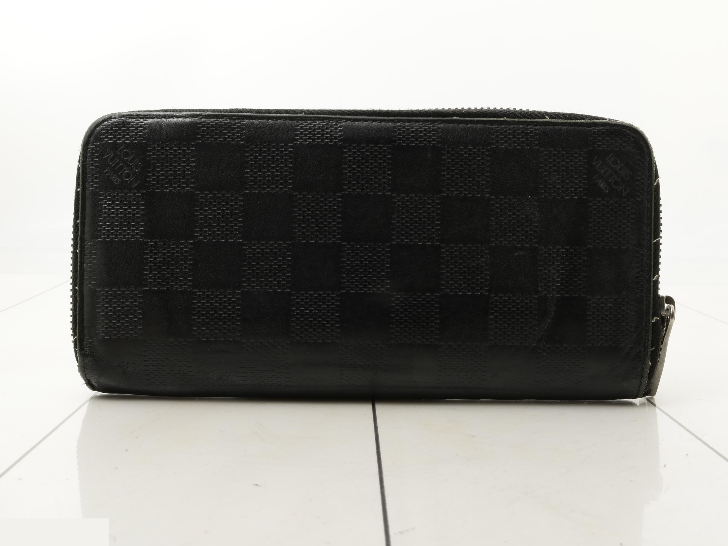 Zippy Wallet Vertical Onyx — view 2