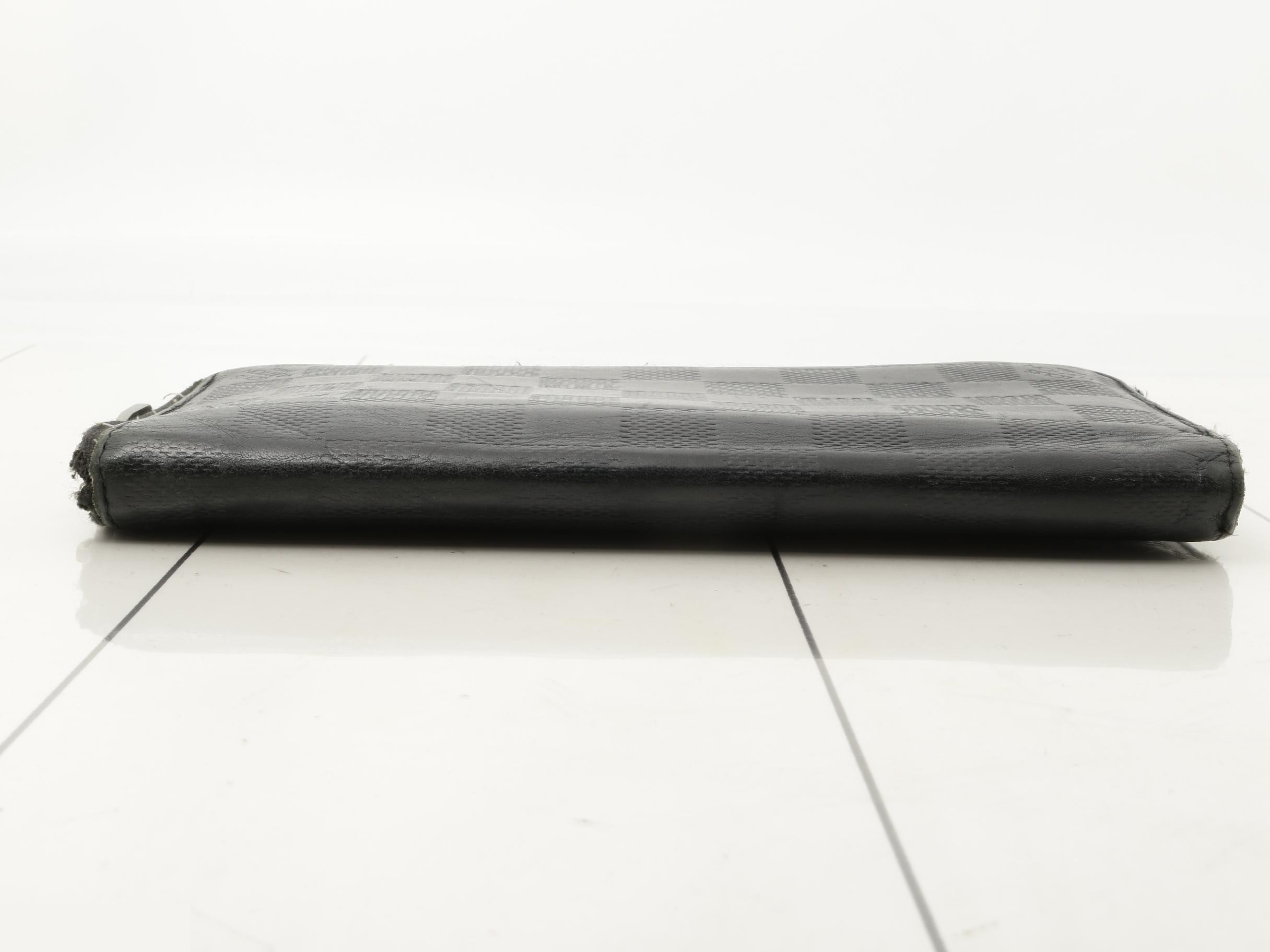 Zippy Wallet Vertical Onyx — view 3
