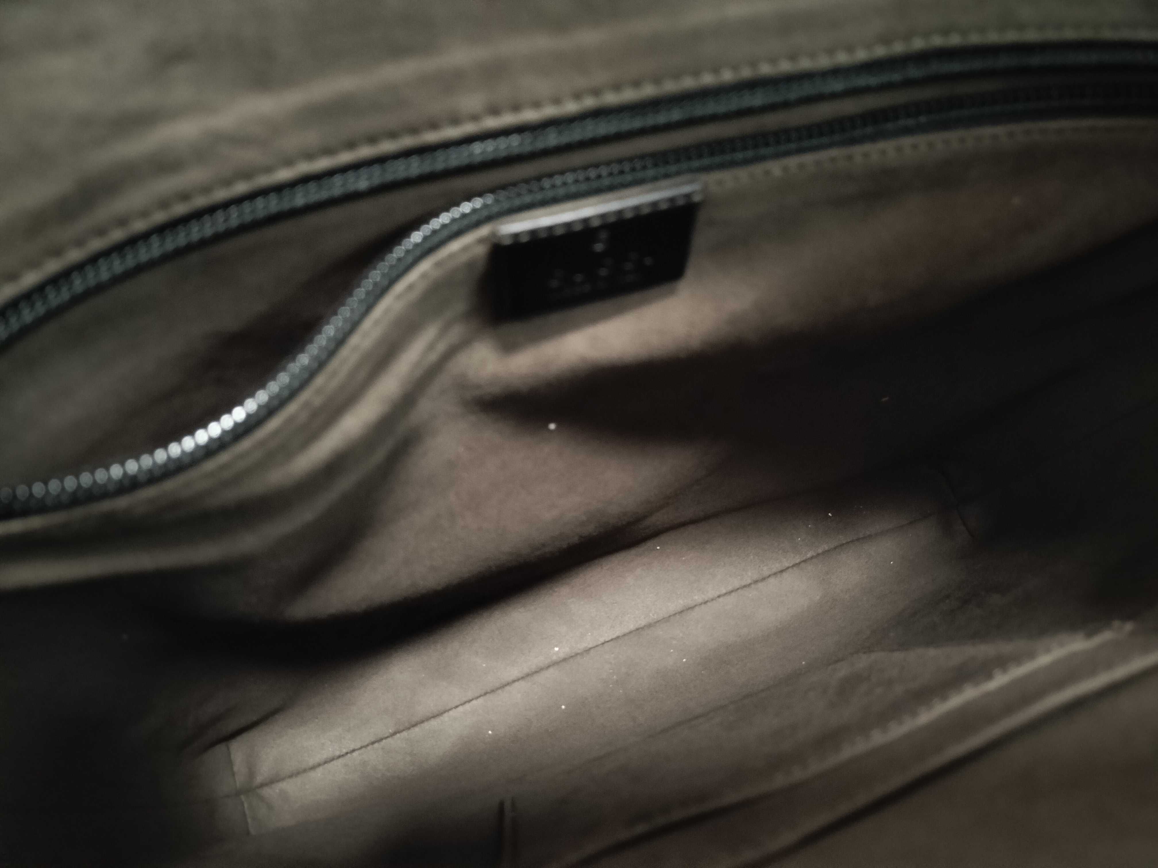 Guccissima Leather Shoulder Bag, Black, 406408 (Shoulder Bag) — view 10