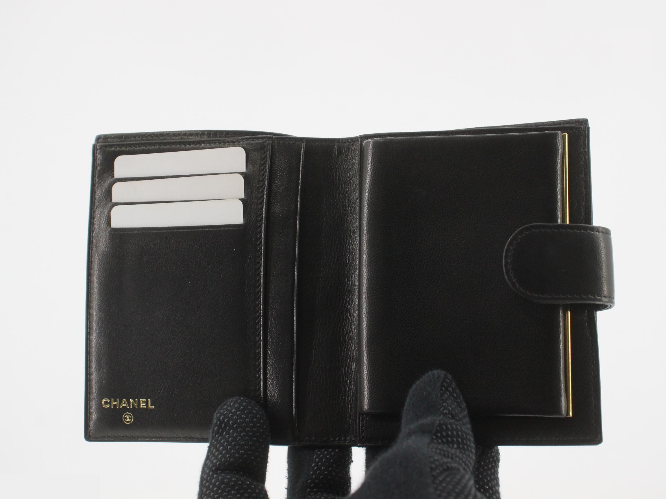Coco Black Bi-fold Wallet, Series 4 — view 4