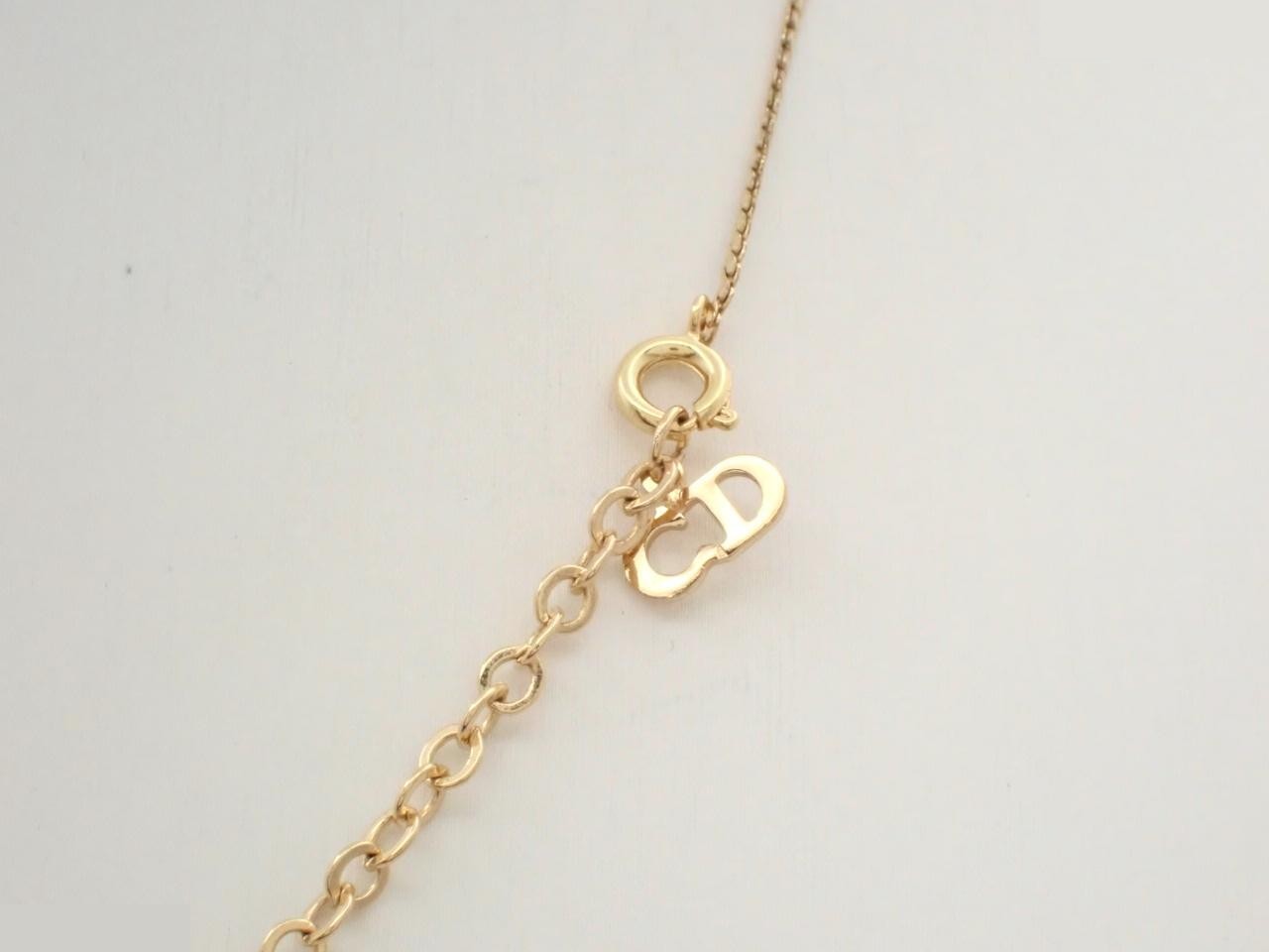 Gold necklace with stone, neck circumference approximately 46cm — view 2