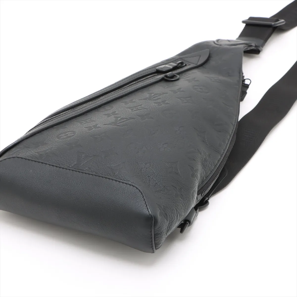 Monogram Shadow Duo Sling Bag M21890 Black (RFID detected) — view 3