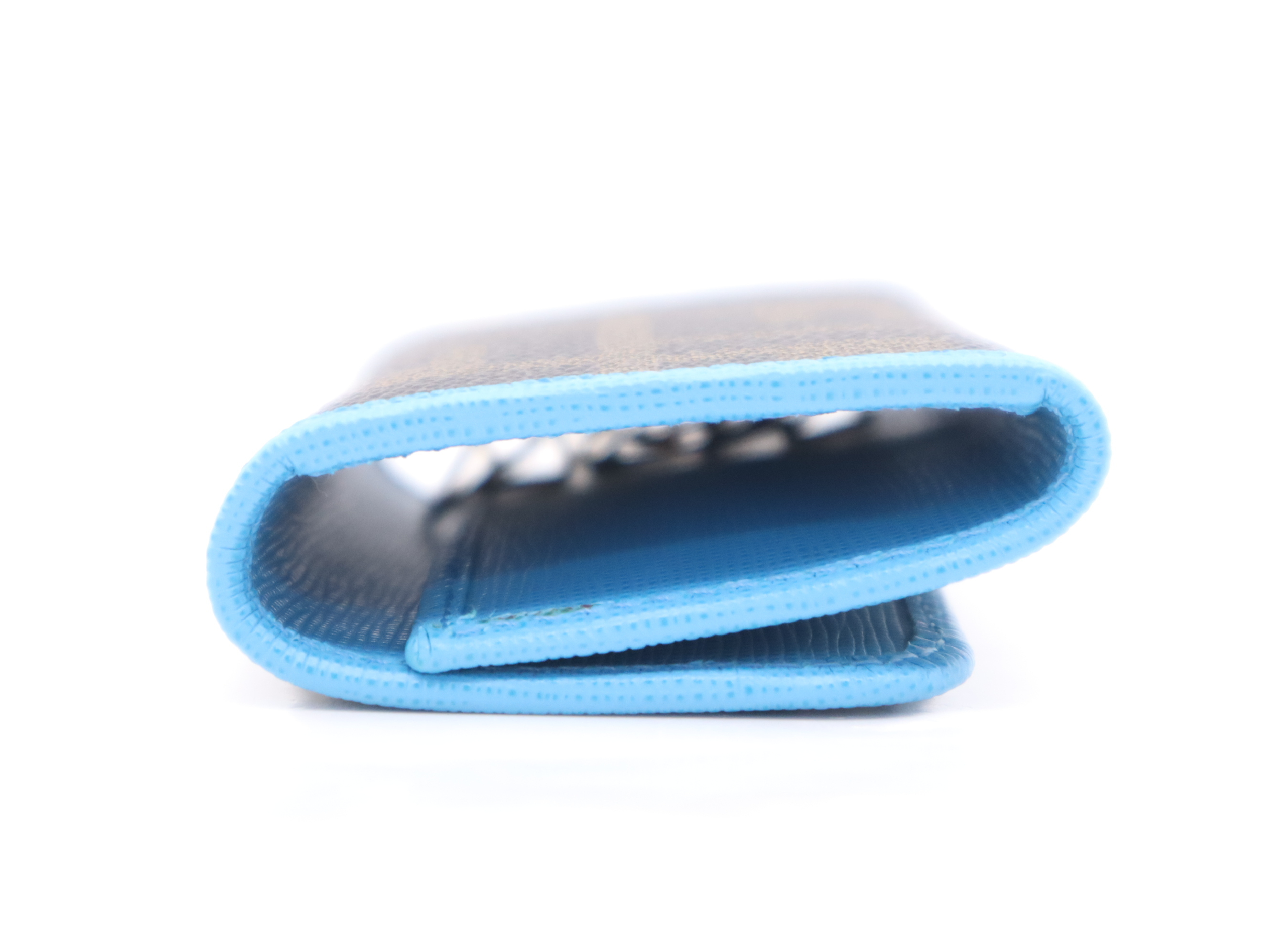 8AP079 PVC — view 3