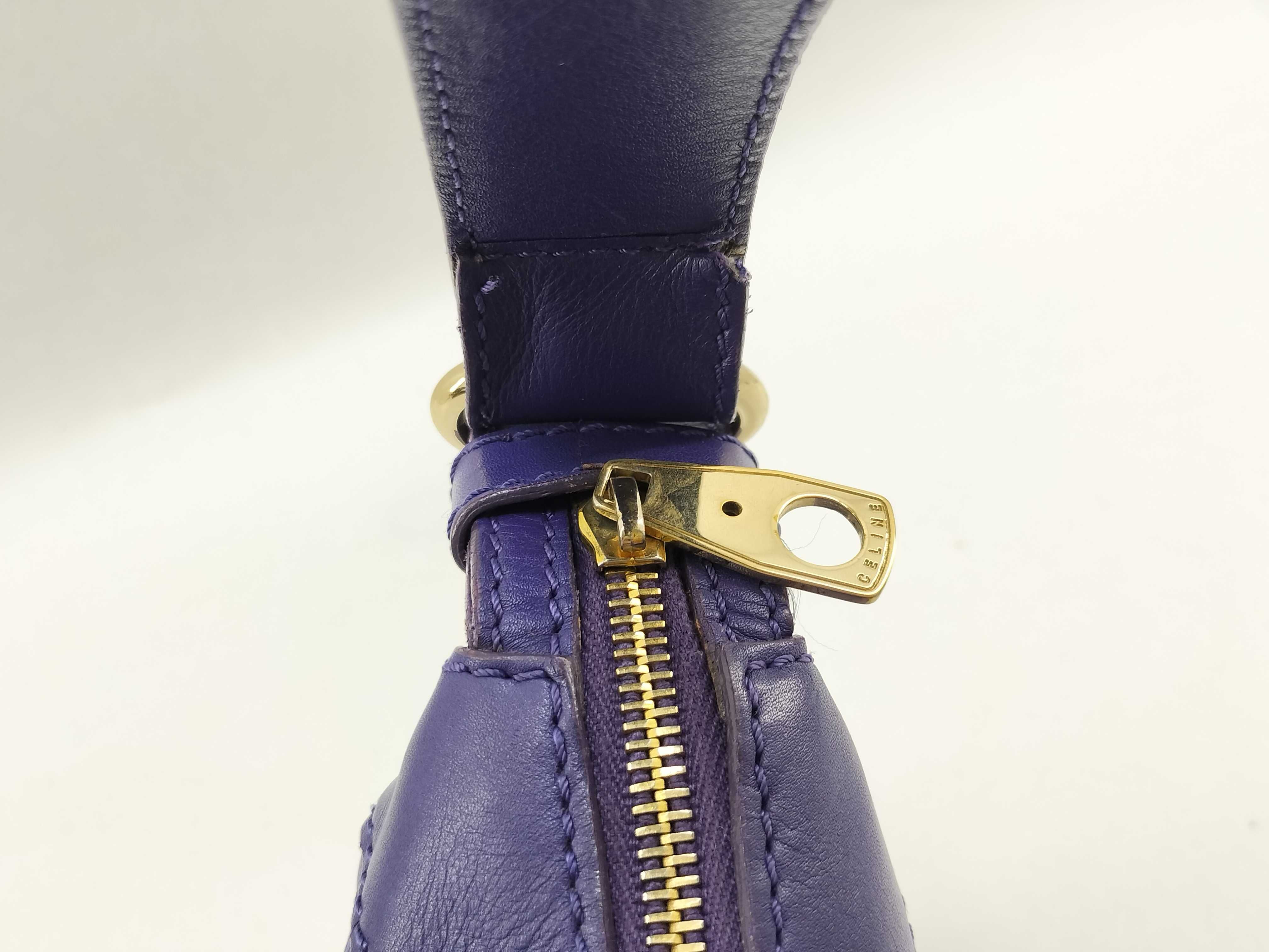 Triomphe Handbag — view 10