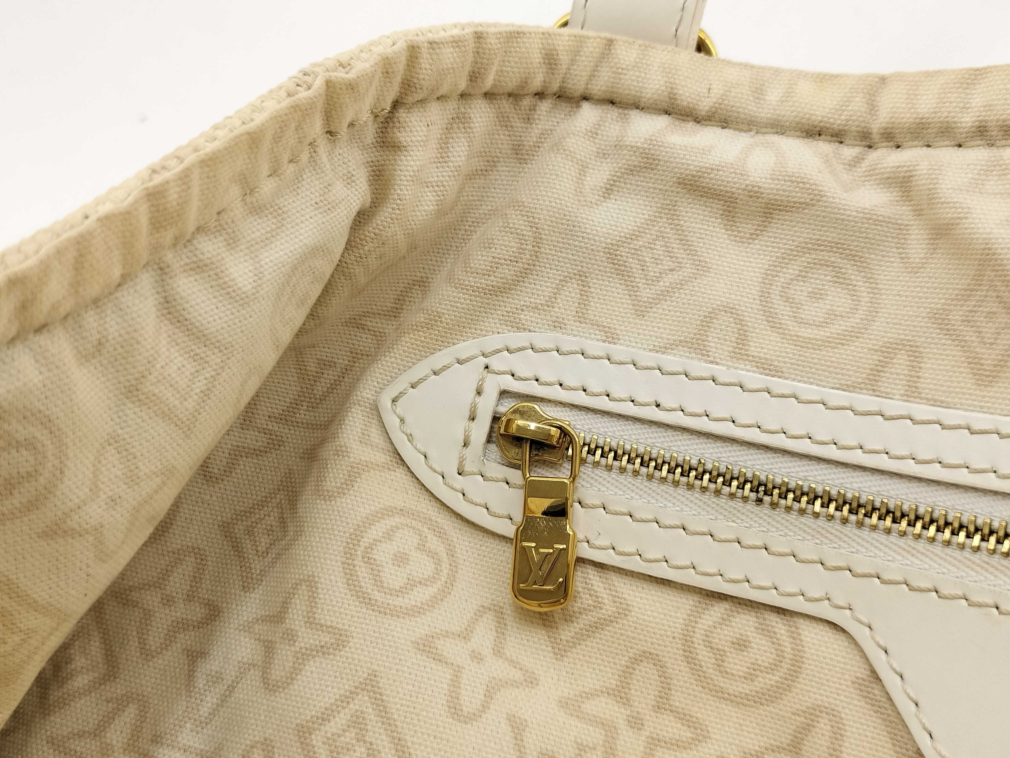 Taïcienne PM Tote Bag — view 13
