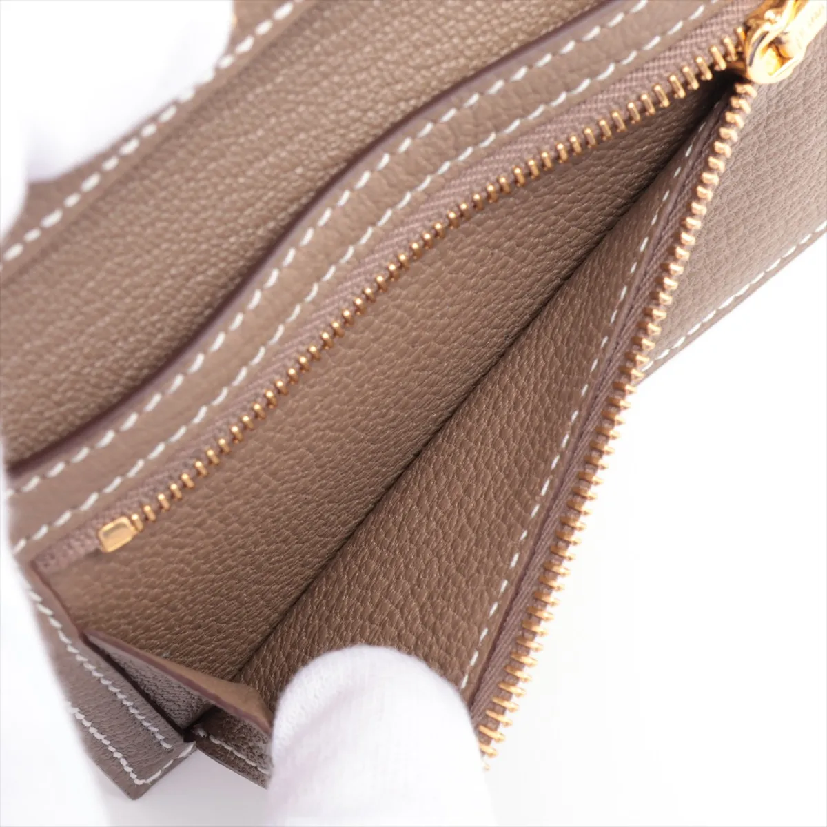 Bearn Combination Chevre Mysore Compact Wallet Etoupe Gold Hardware B: 2023 — view 6
