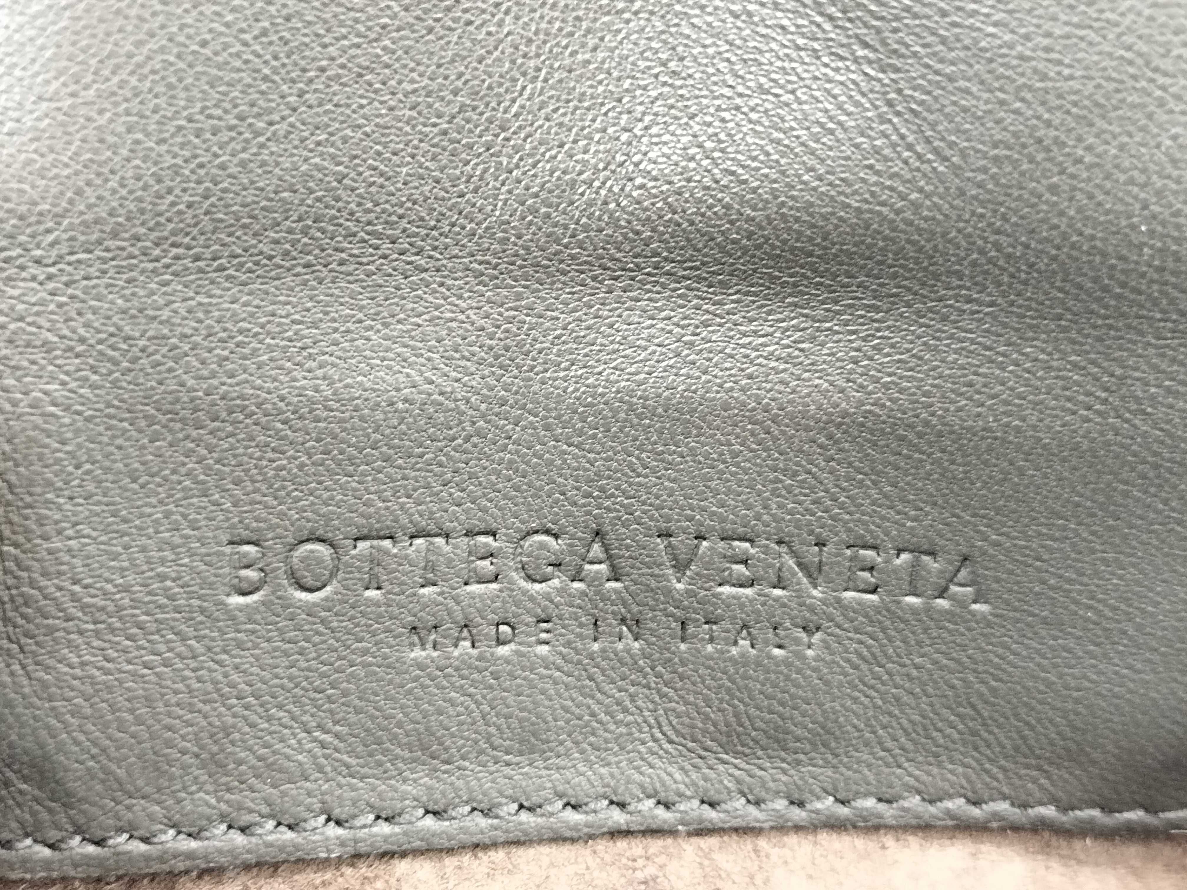 Intrecciato Bottega Intrecciato Chain Shoulder Bag — view 12
