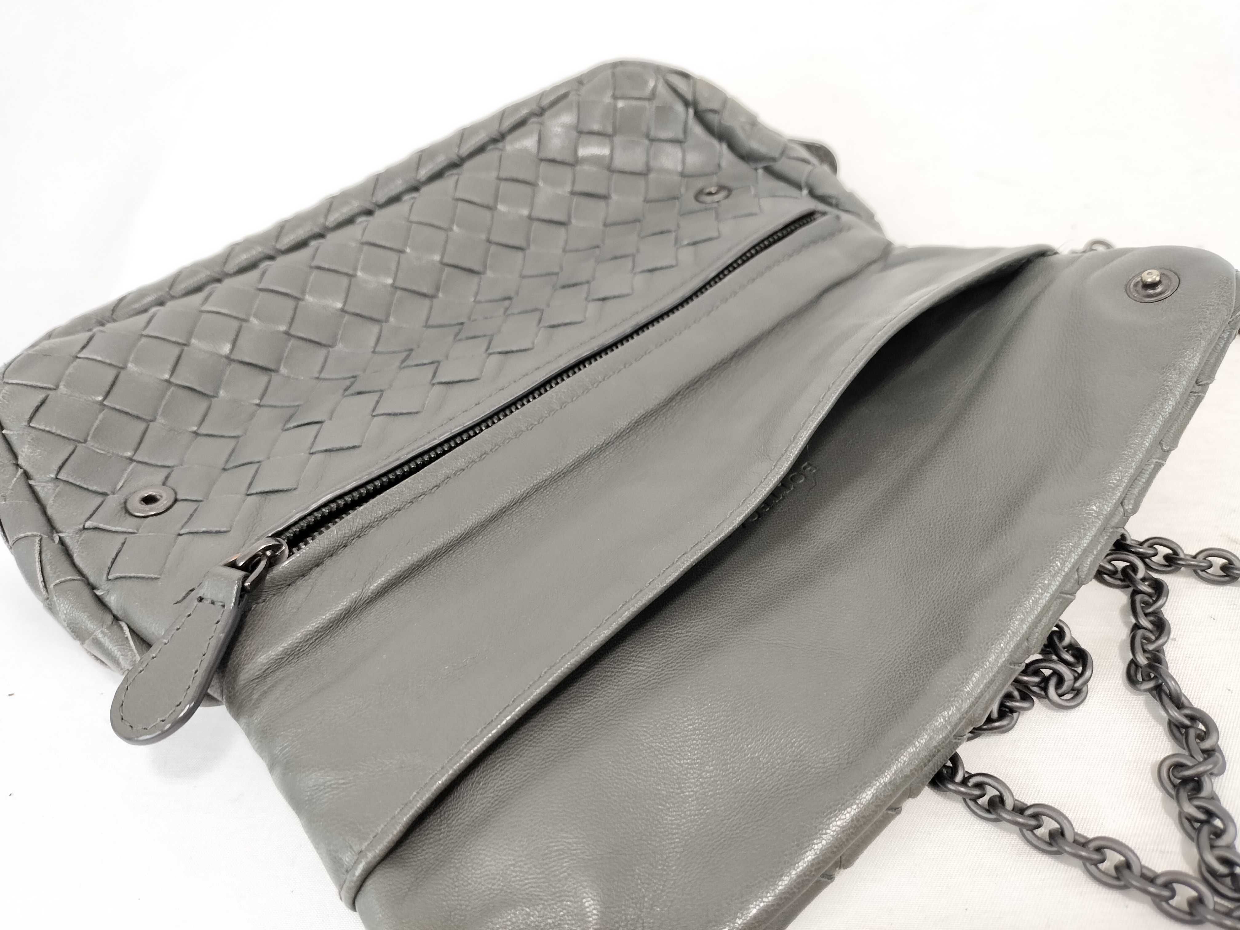 Intrecciato Bottega Intrecciato Chain Shoulder Bag — view 8