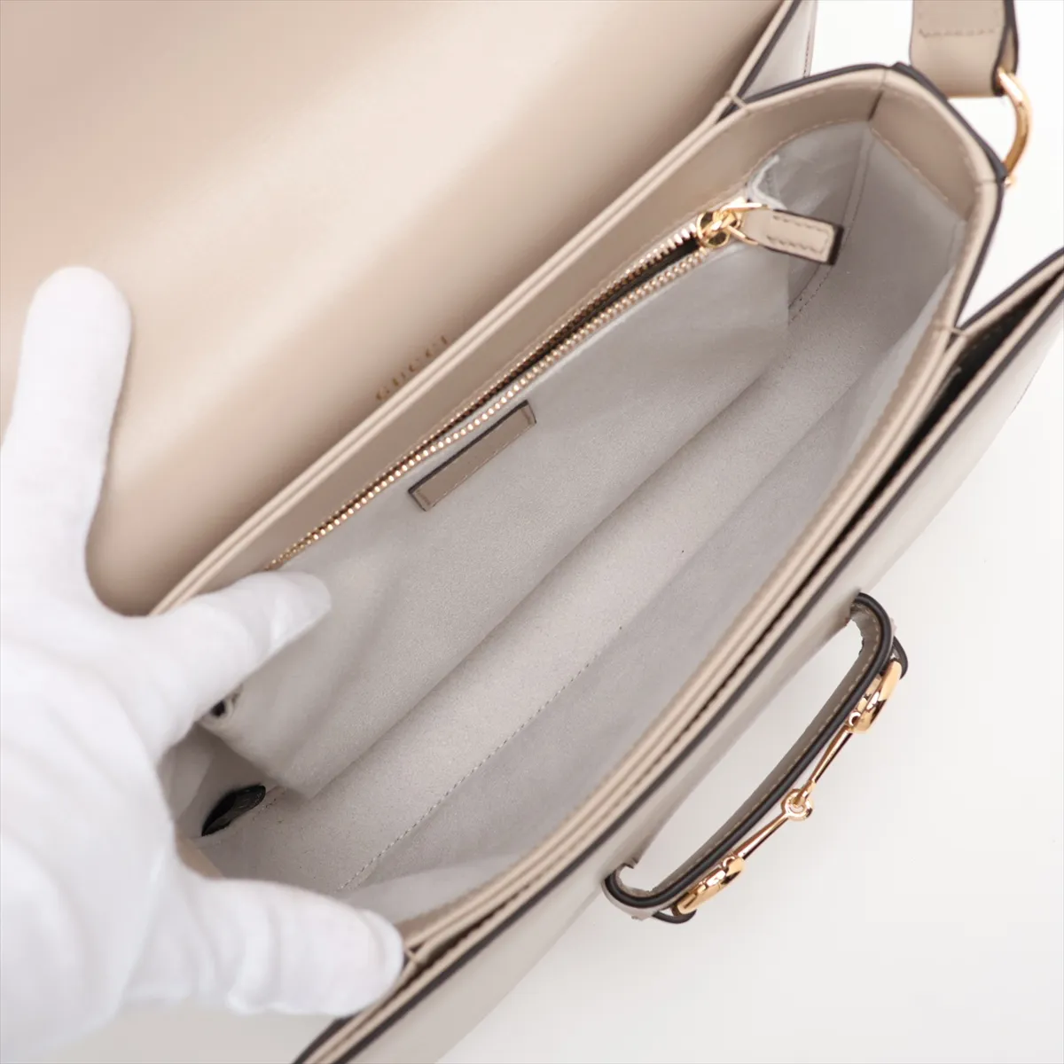 Horsebit 1955 Leather Shoulder Bag, Beige, 602204 — view 6