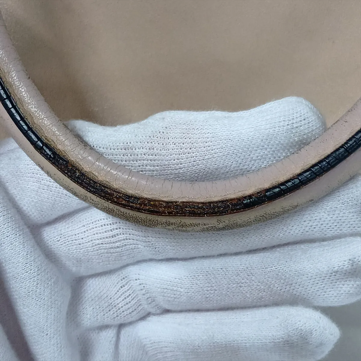 Amazona 28 Leather Handbag, Beige — view 14