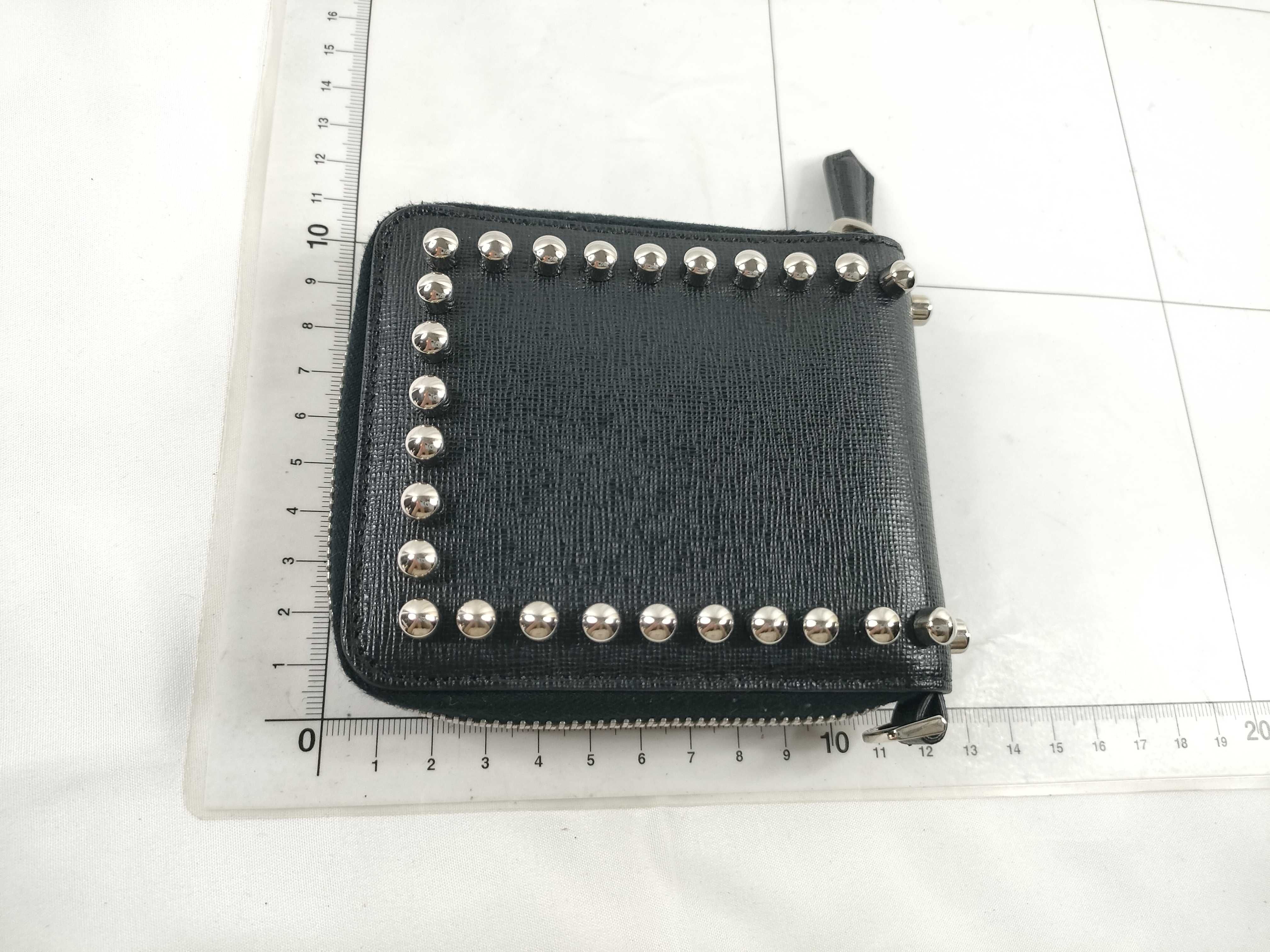 Carlito Leather Round Zip Wallet — view 2
