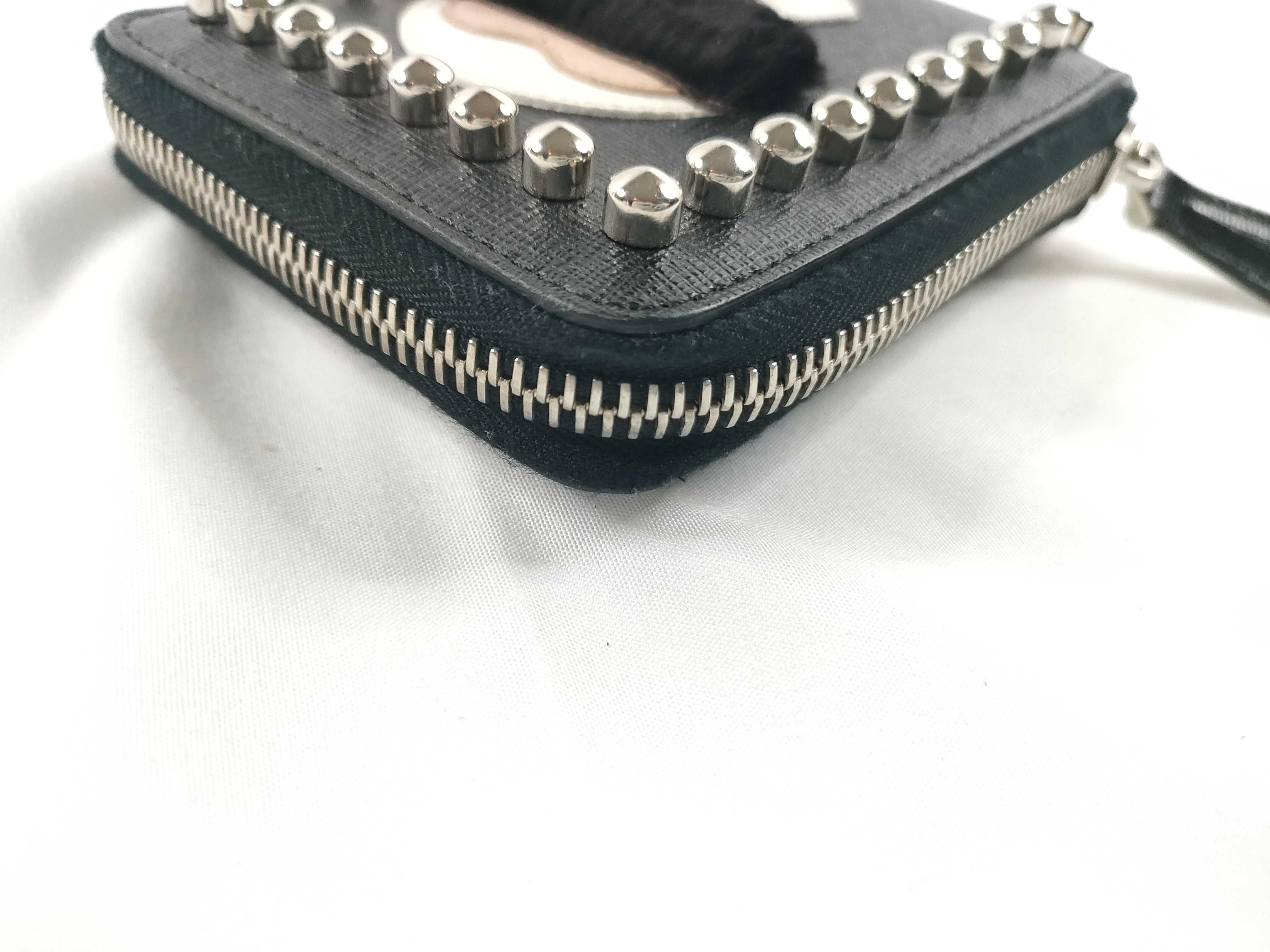 Carlito Leather Round Zip Wallet — view 4