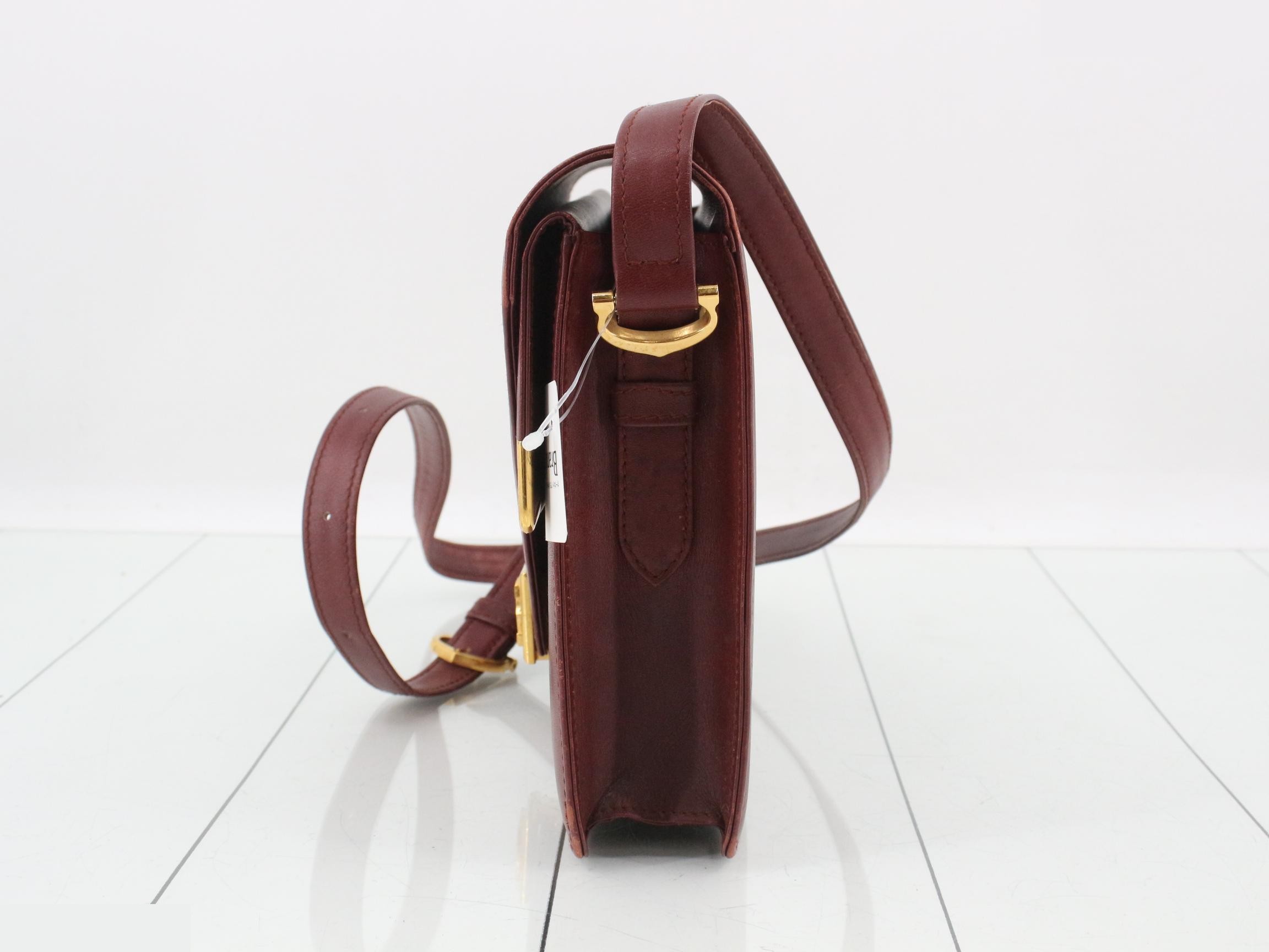 Must Line (Bag) - Shoulder Bag — view 3