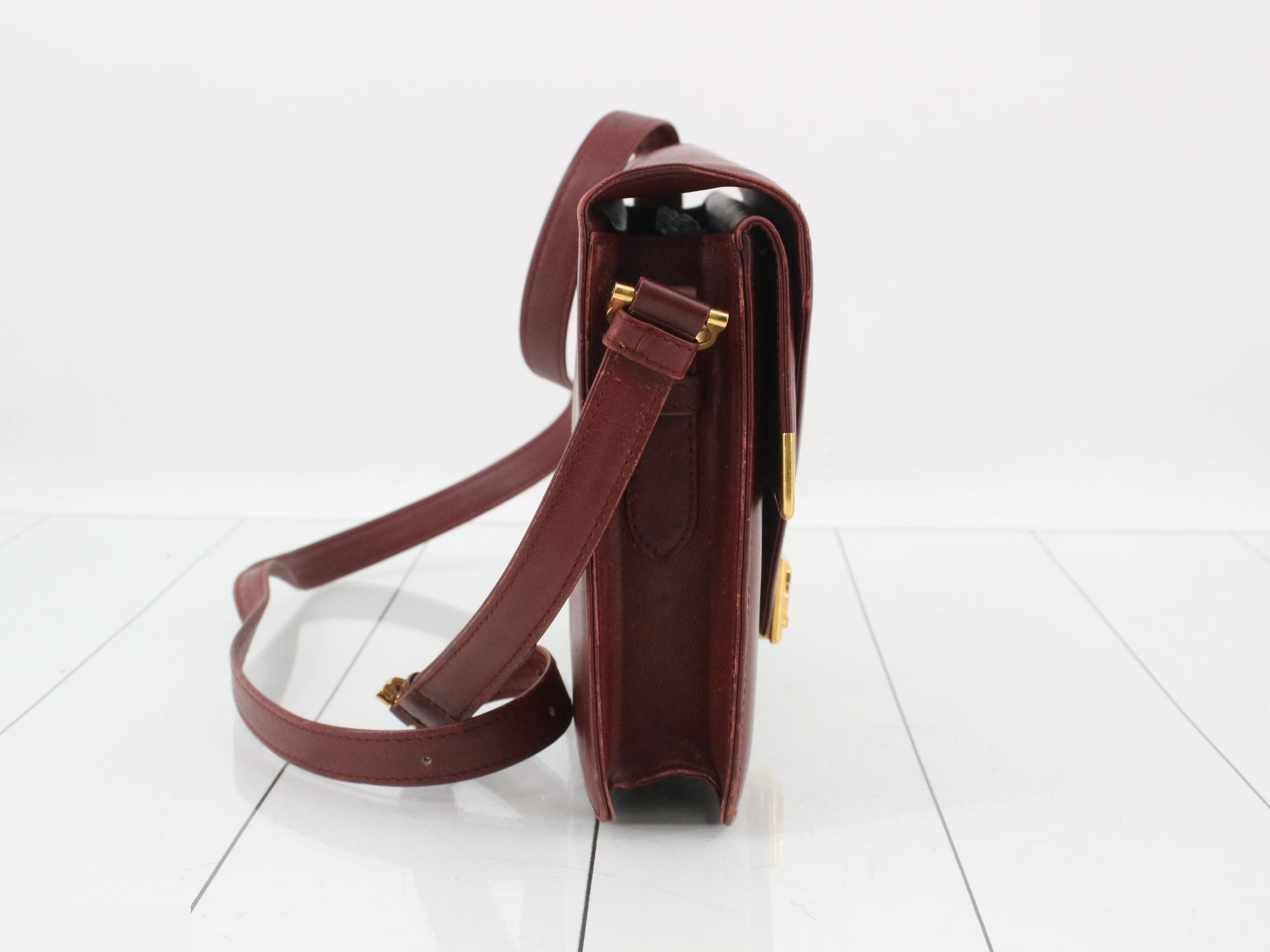Must Line (Bag) - Shoulder Bag — view 4