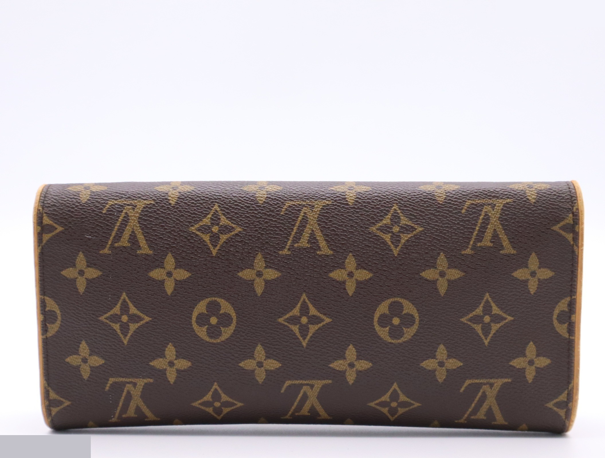 Pochette Twin GM with shoulder strap — view 2