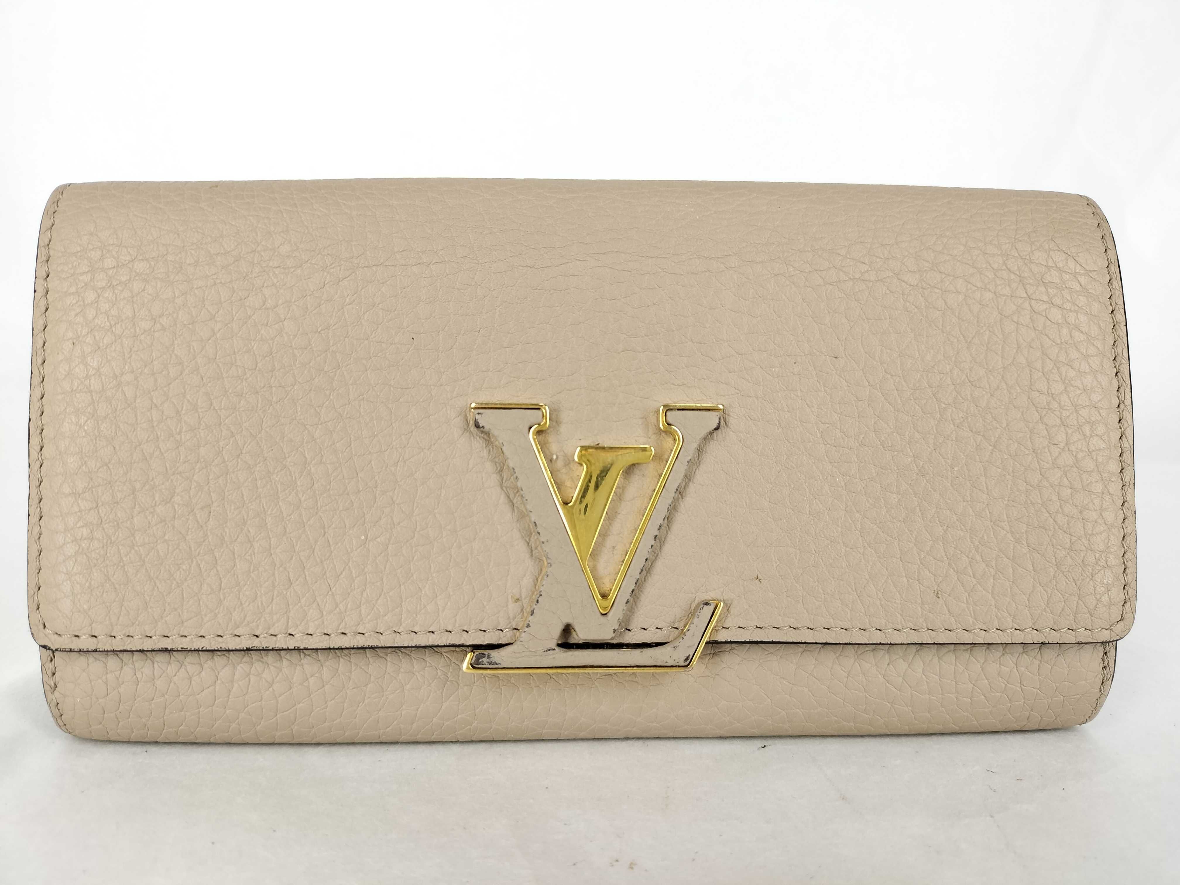 Portefeuille Capucines Bi-fold Long Wallet, Taurillon Leather, Galet M61249 MI4136 Wallet