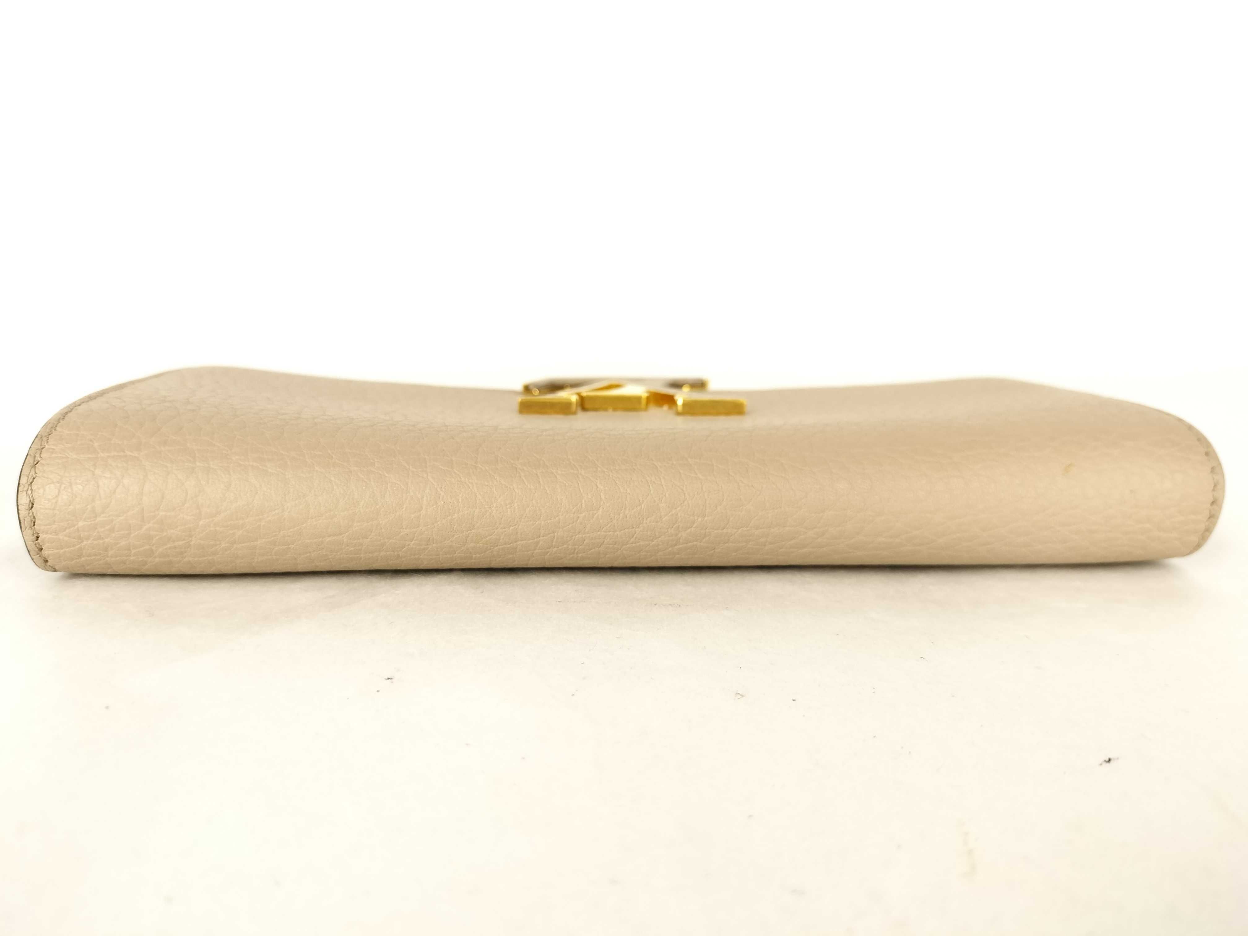 Portefeuille Capucines Bi-fold Long Wallet, Taurillon Leather, Galet M61249 MI4136 Wallet — view 6