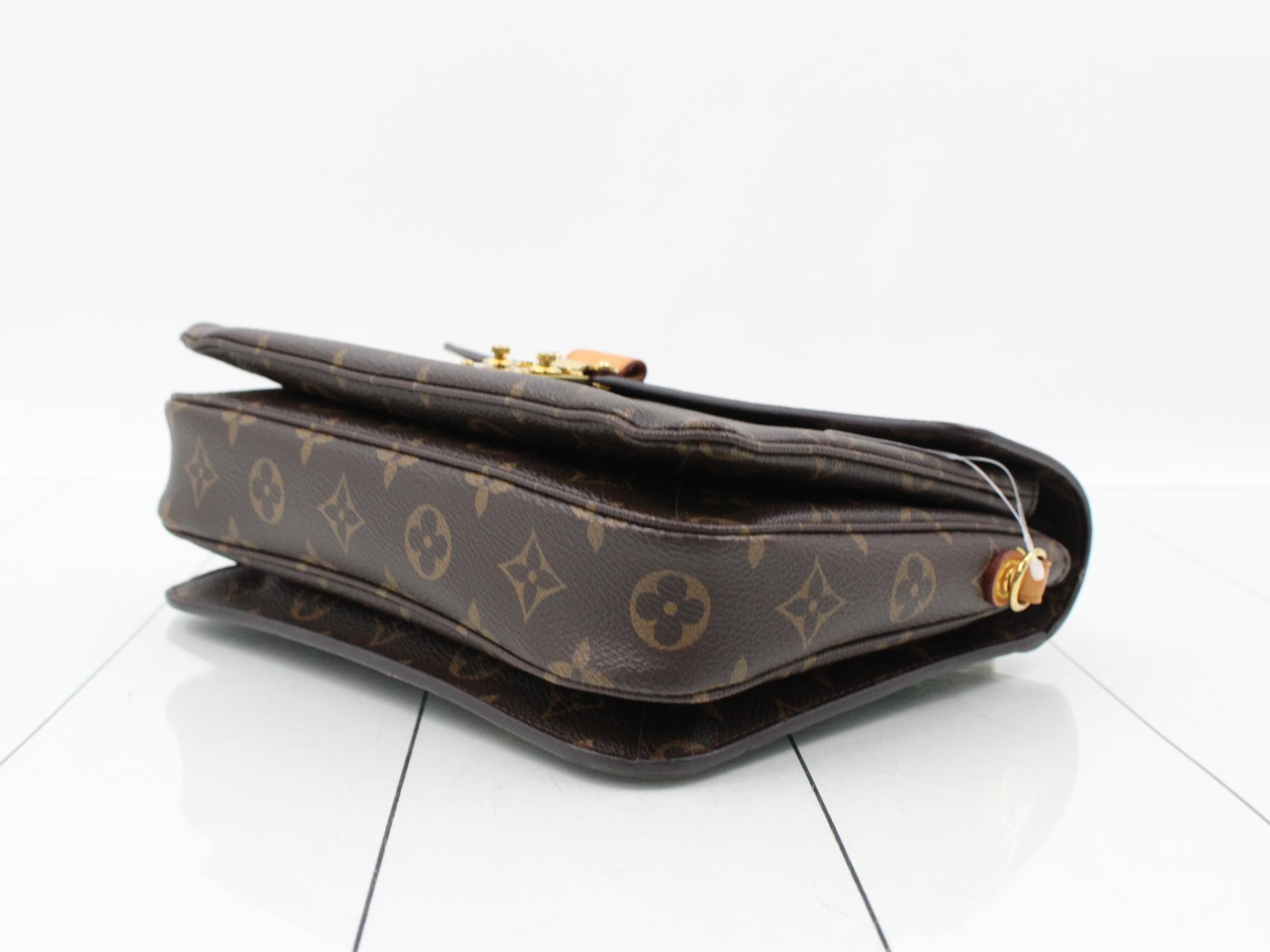 M44875 Monogram Pochette Metis MM Handbag — view 6