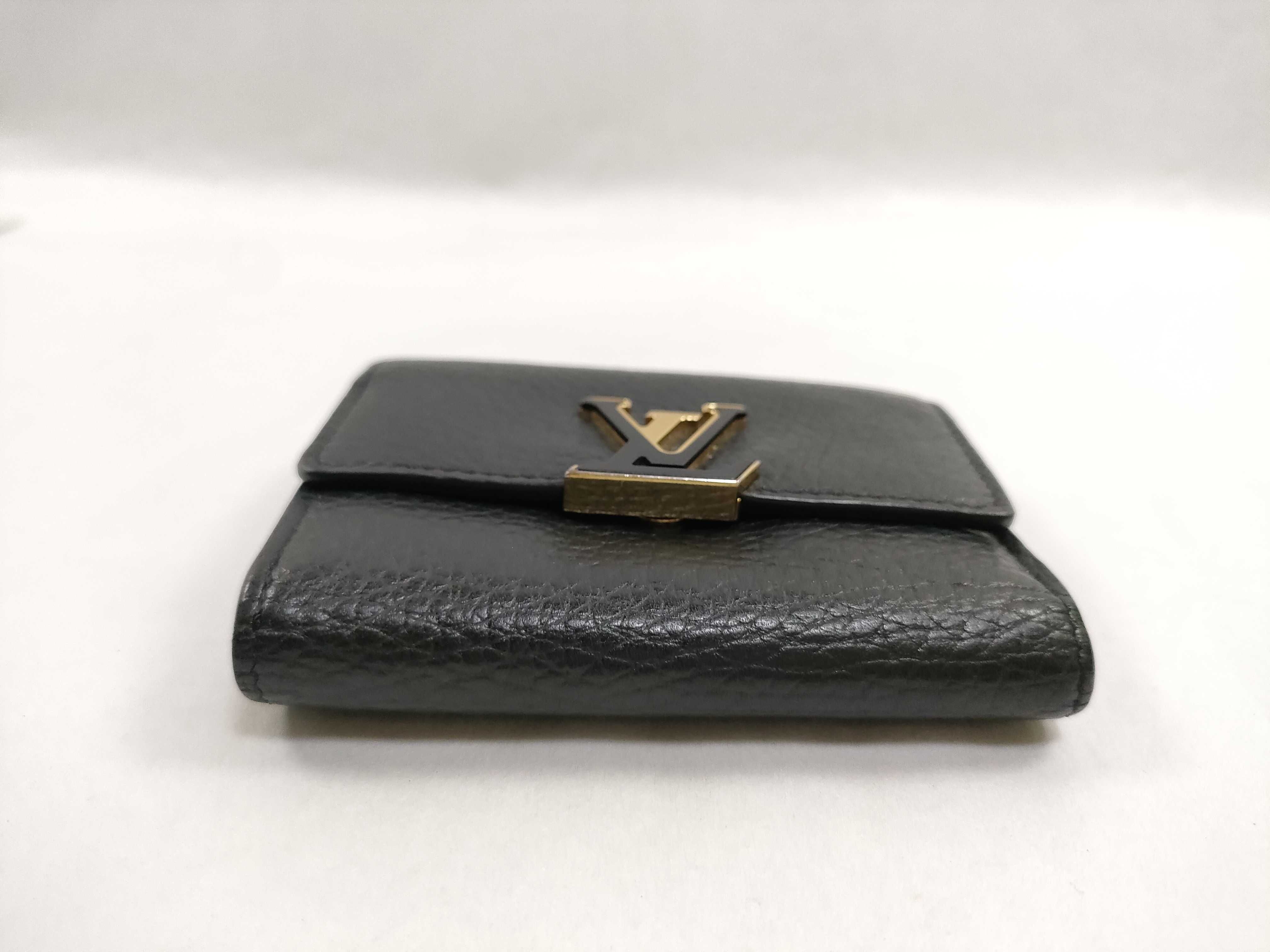 LV Portefeuille Capucines XS M68587 with IC chip, black and pink wallet — view 5