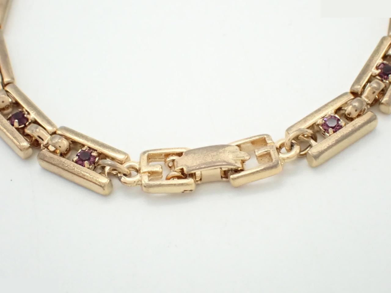 Other lines: Precious metal bracelets and bangles (metal), wrist circumference approximately 18 cm. — view 3