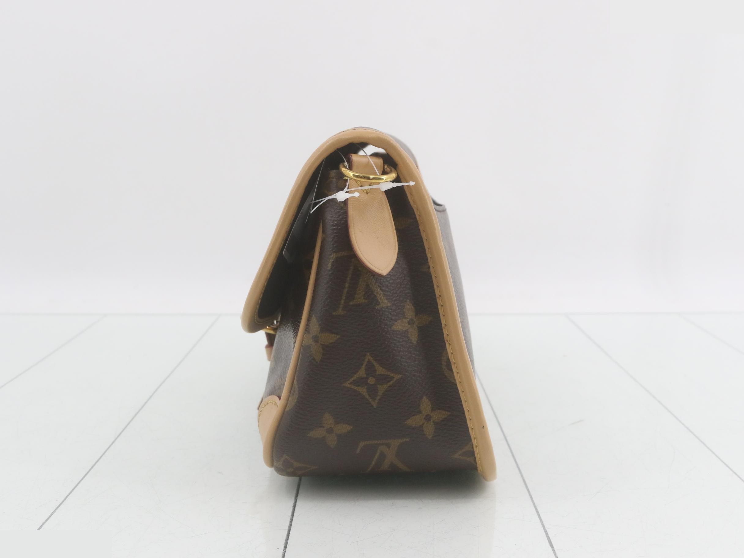 Shoulder bag — view 3