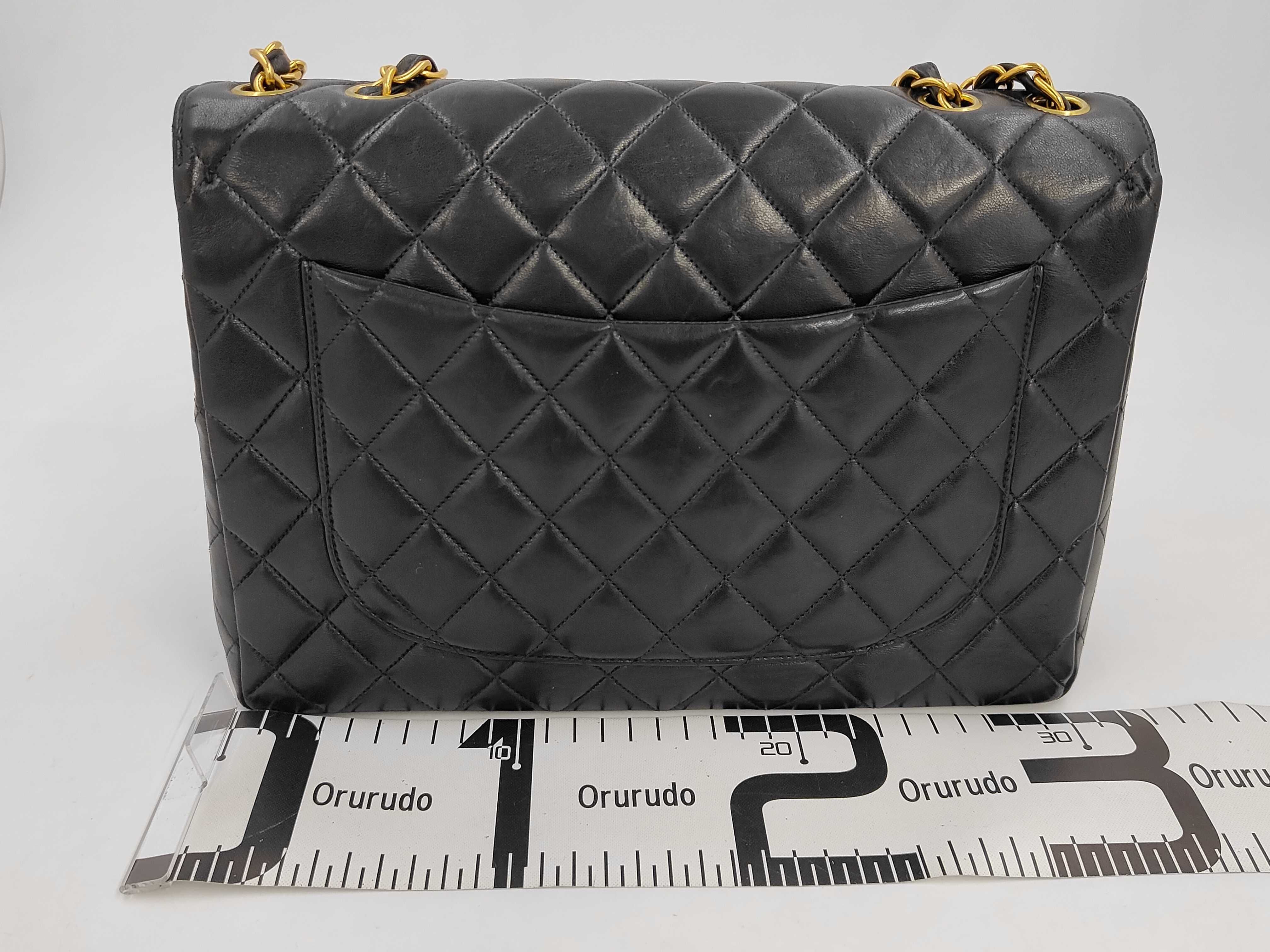 Large Matelassé 30 Lambskin Shoulder Bag — view 2