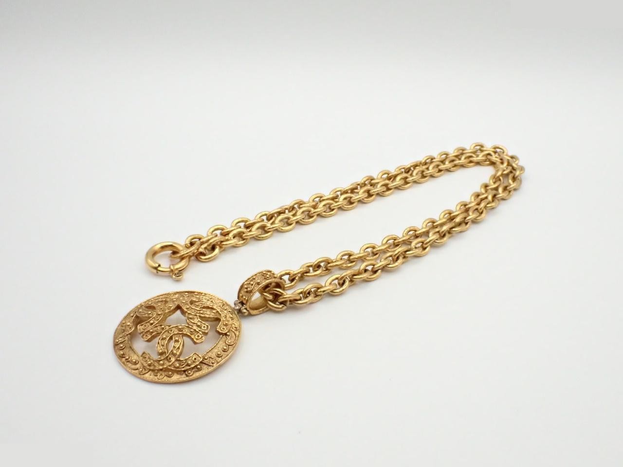 Vintage Classic (Precious Metal) Necklace Pendant, Total Length Approx. 90cm — view 3