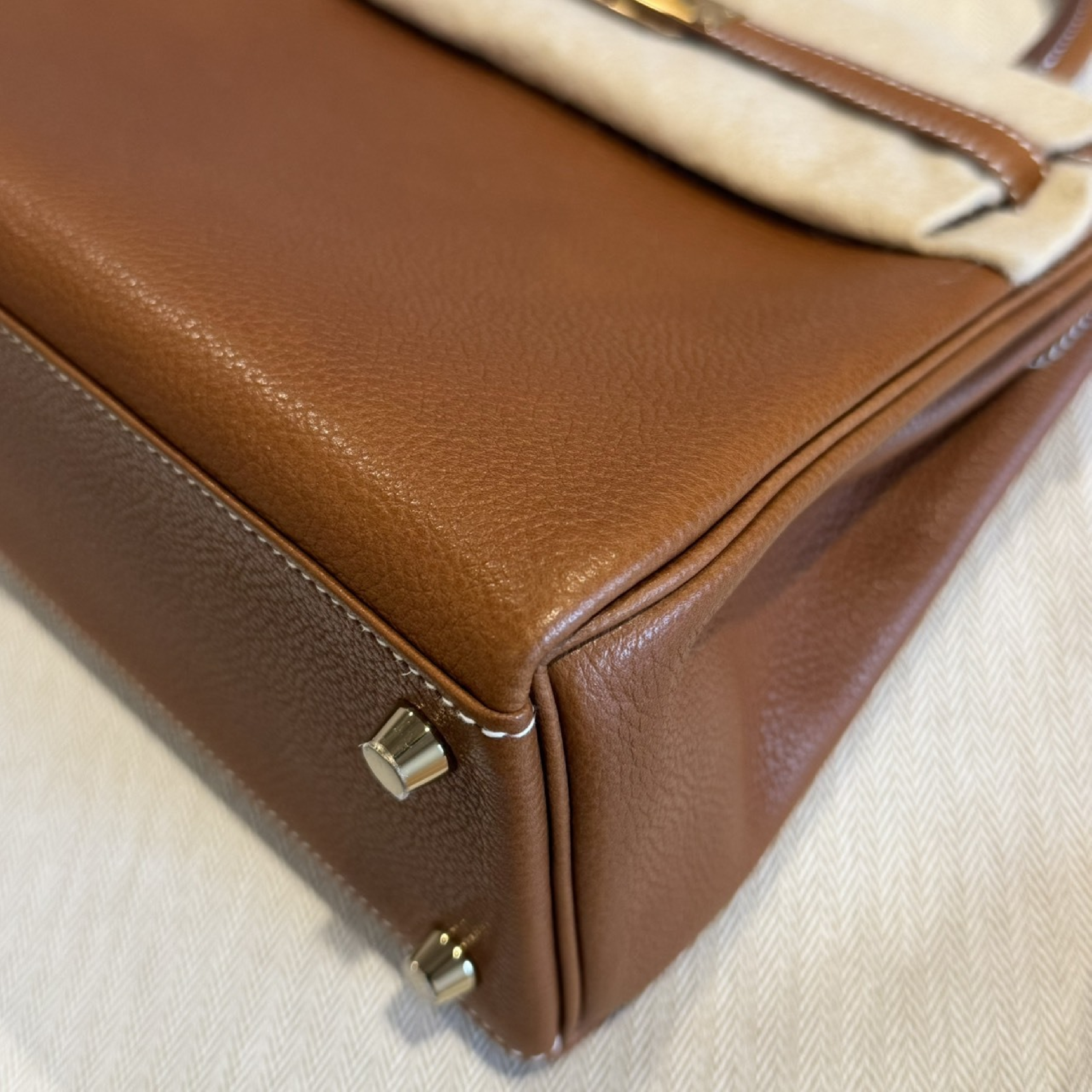Kelly Retourne25 Fauve Barenia Faubourg Calfskin GHW G stamp Handbag — view 8