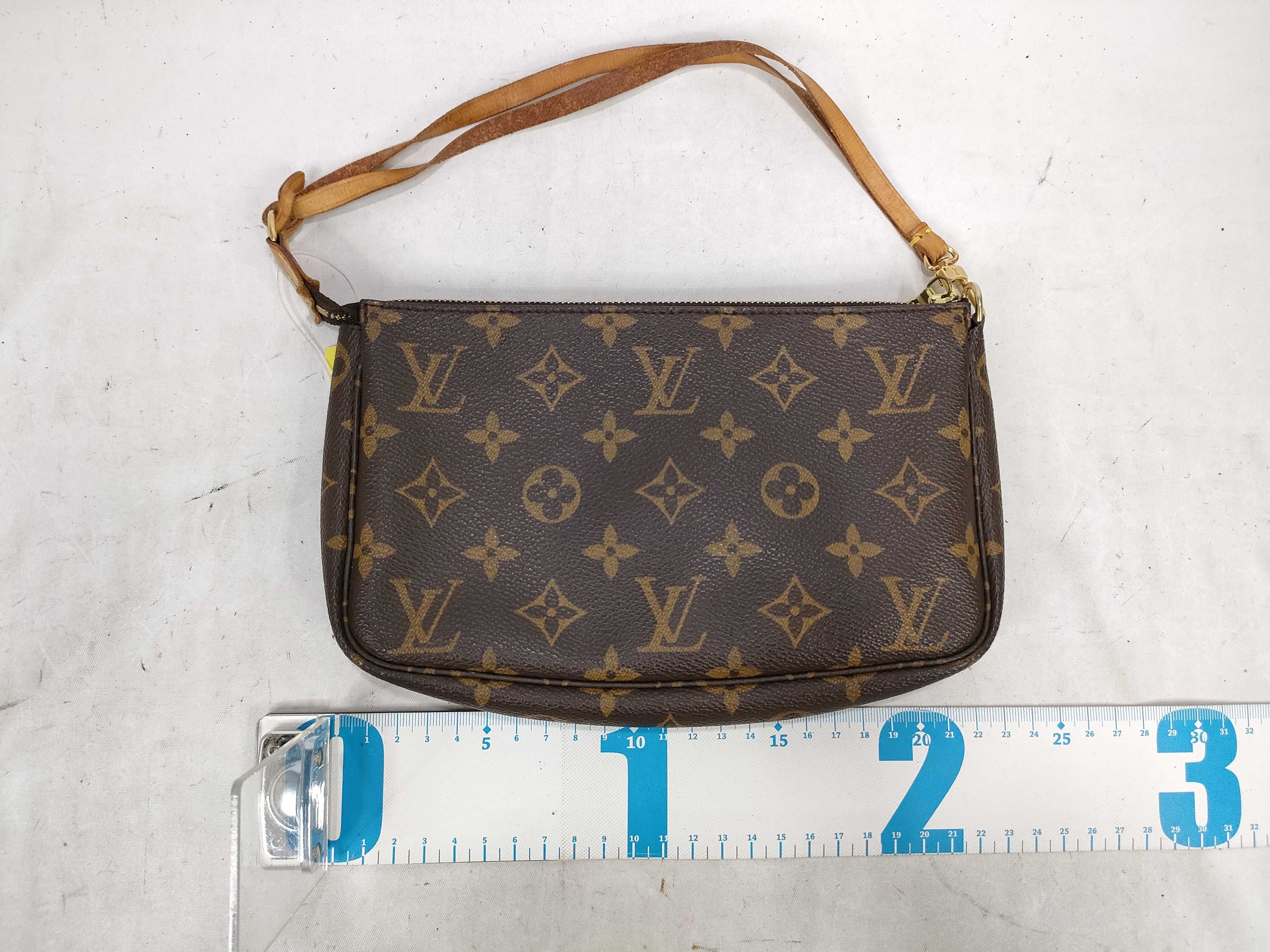 Monogram M40712 Pochette Accessoires Handbag — view 2