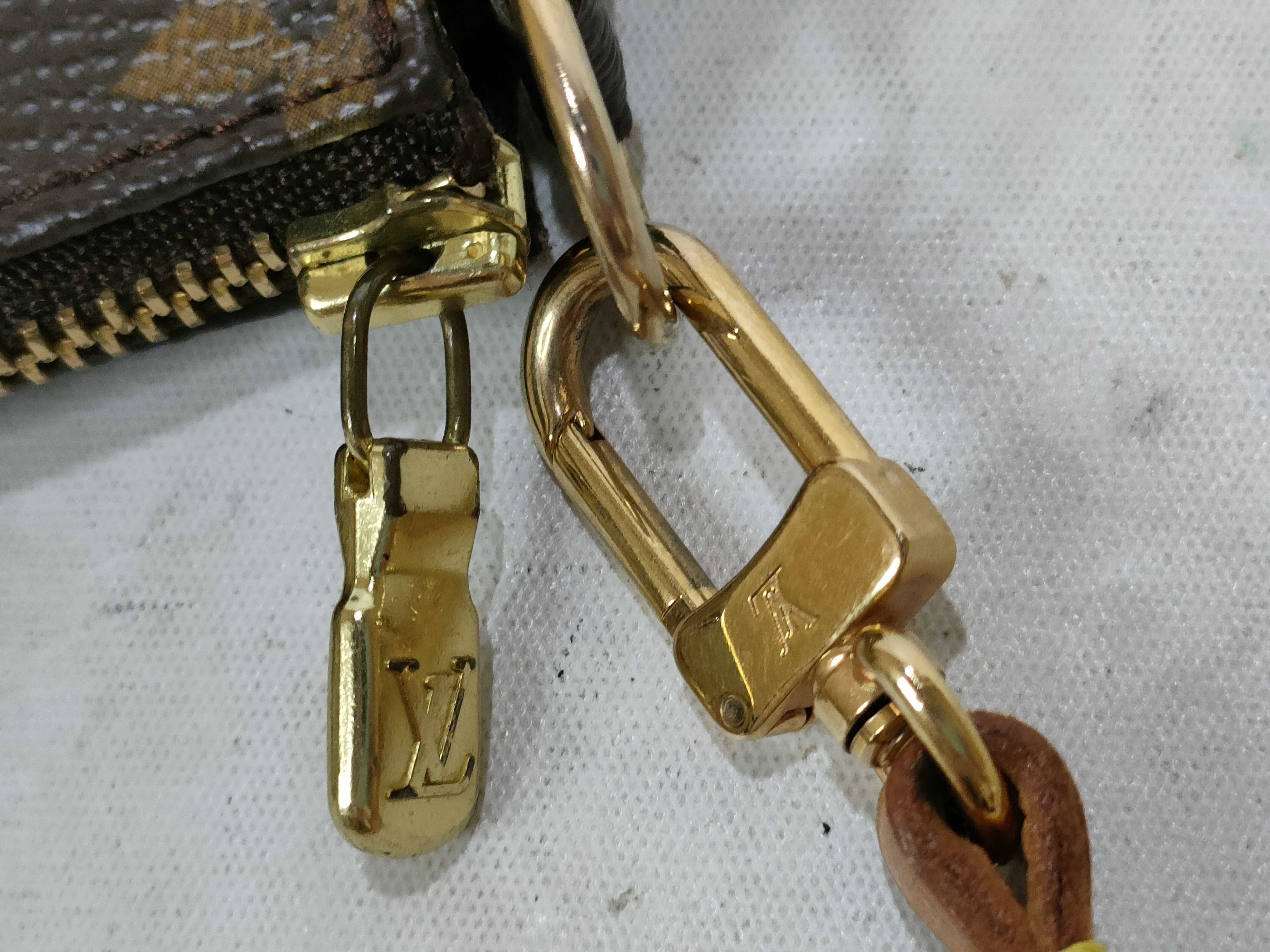 Monogram M40712 Pochette Accessoires Handbag — view 14