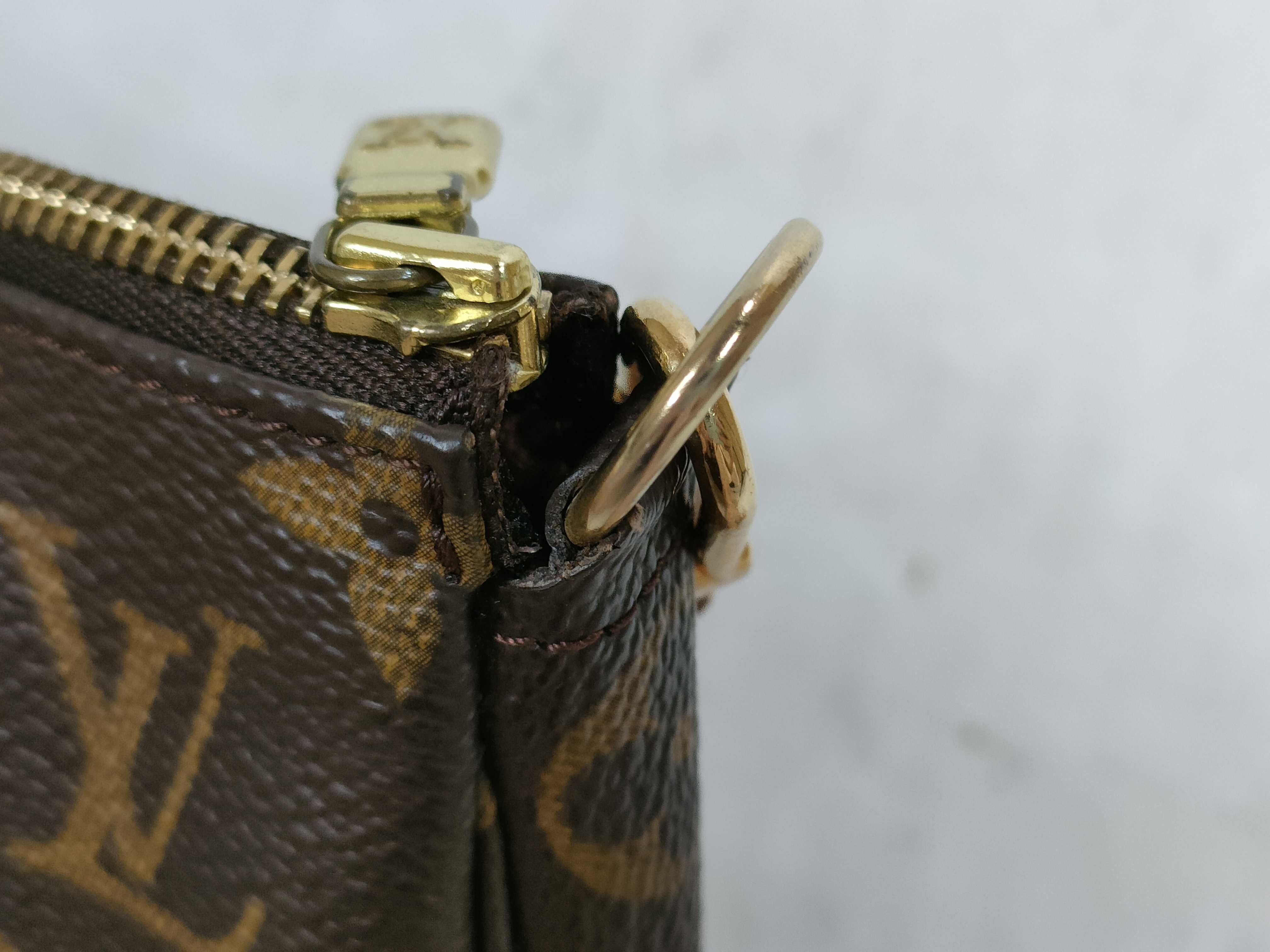 Monogram M40712 Pochette Accessoires Handbag — view 5