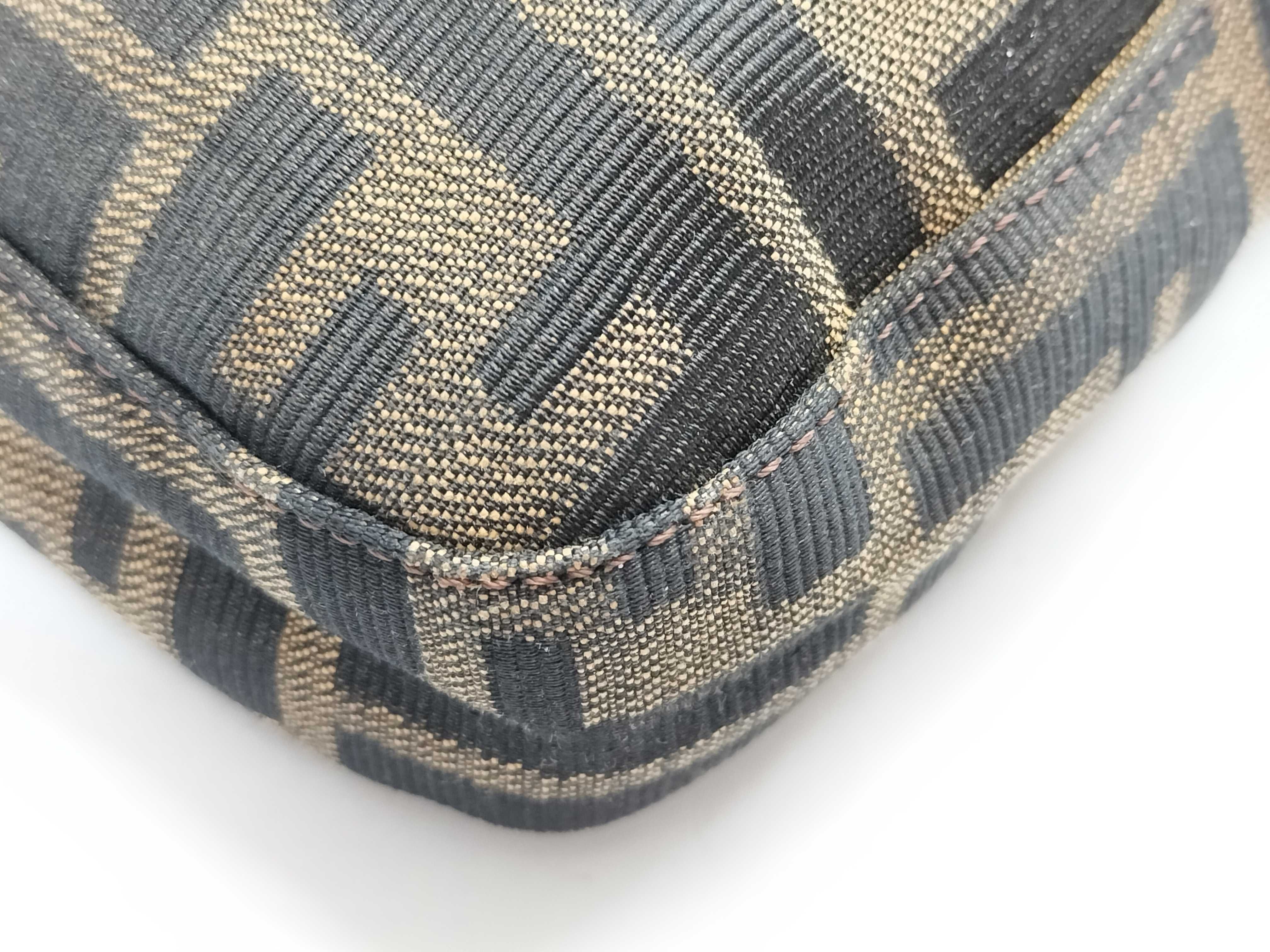 Mamma Bucket Vertical Shoulder Bag — view 3