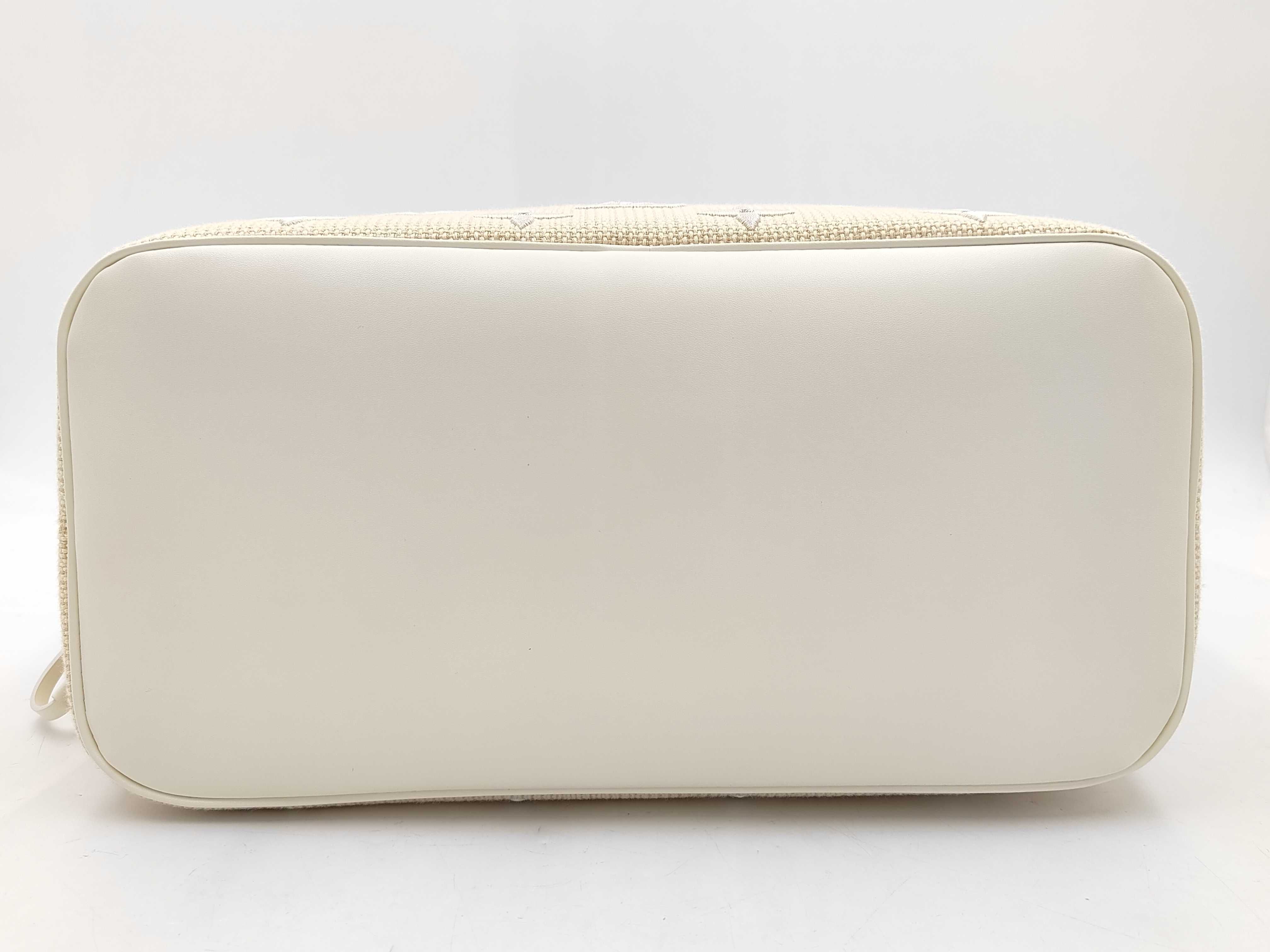 Neverfull MM M22839 Tote Bag — view 5