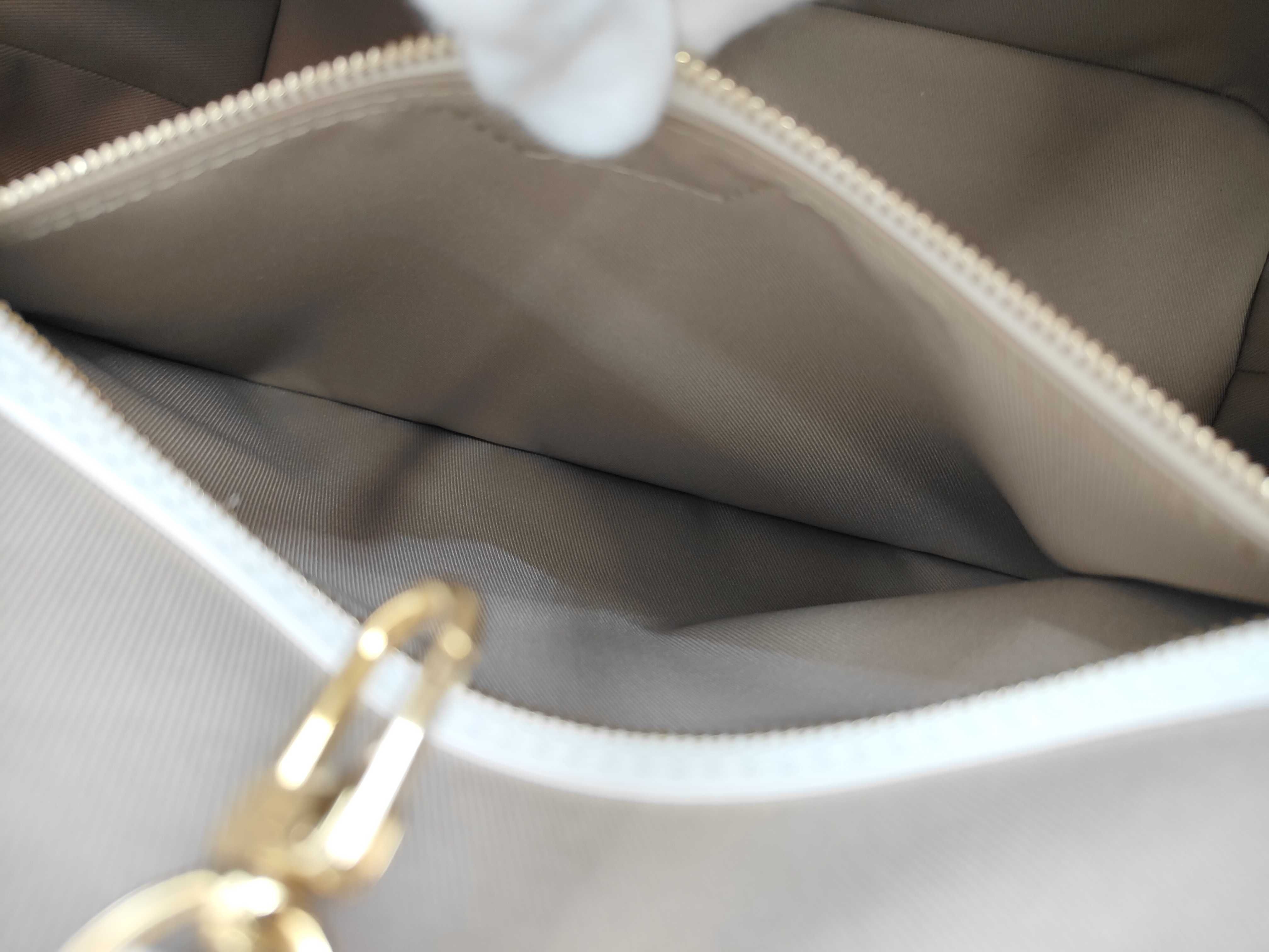 Neverfull MM M22839 Tote Bag — view 10