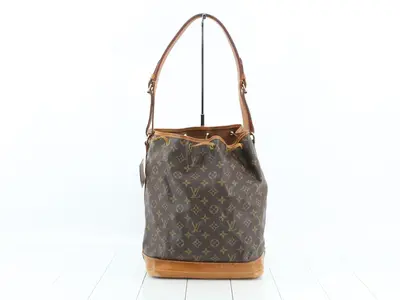 Monogram Noé Shoulder Bag