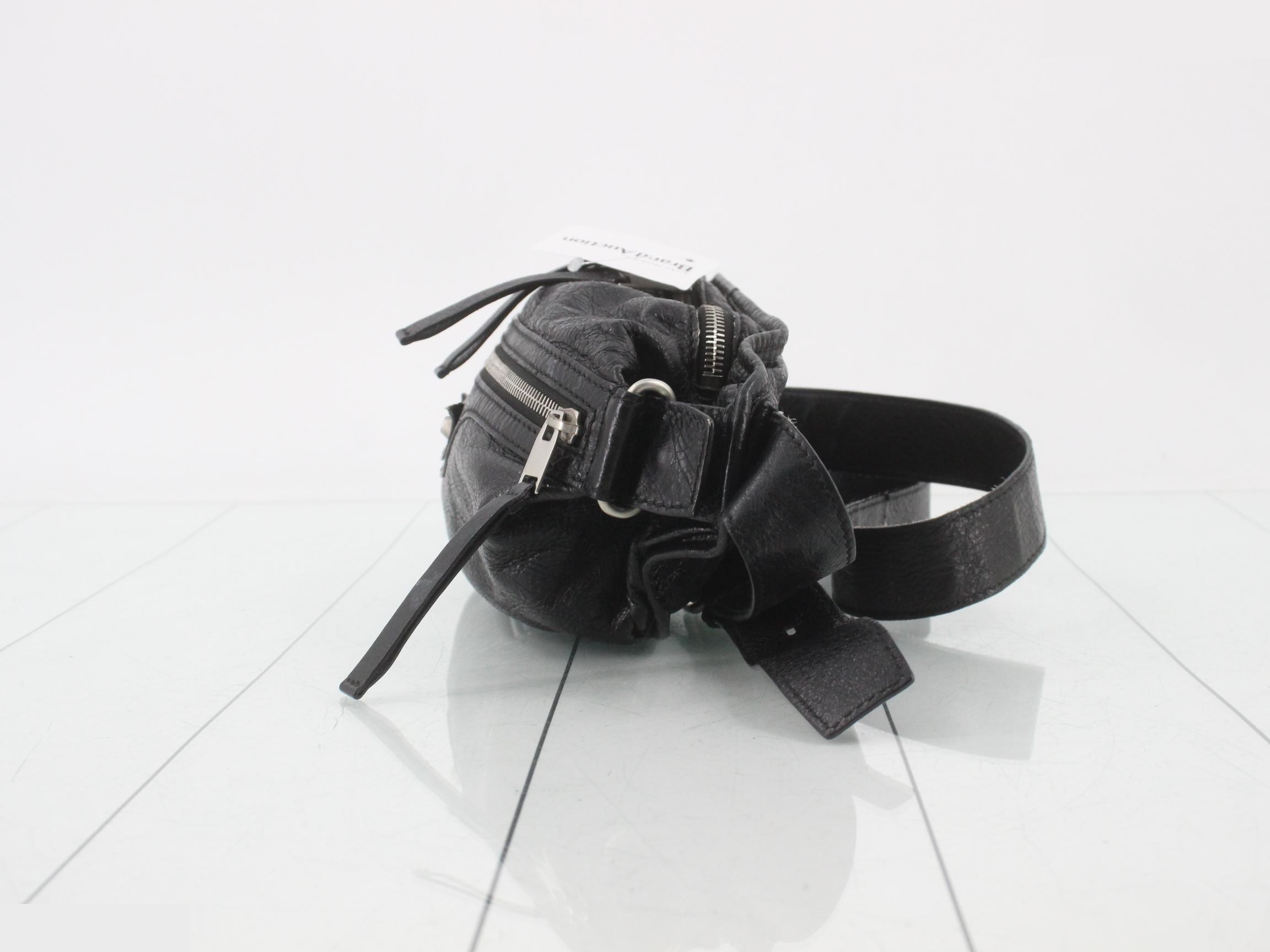 Leather Classic Neo Lift Body Bag, Black, Silver Hardware — view 3
