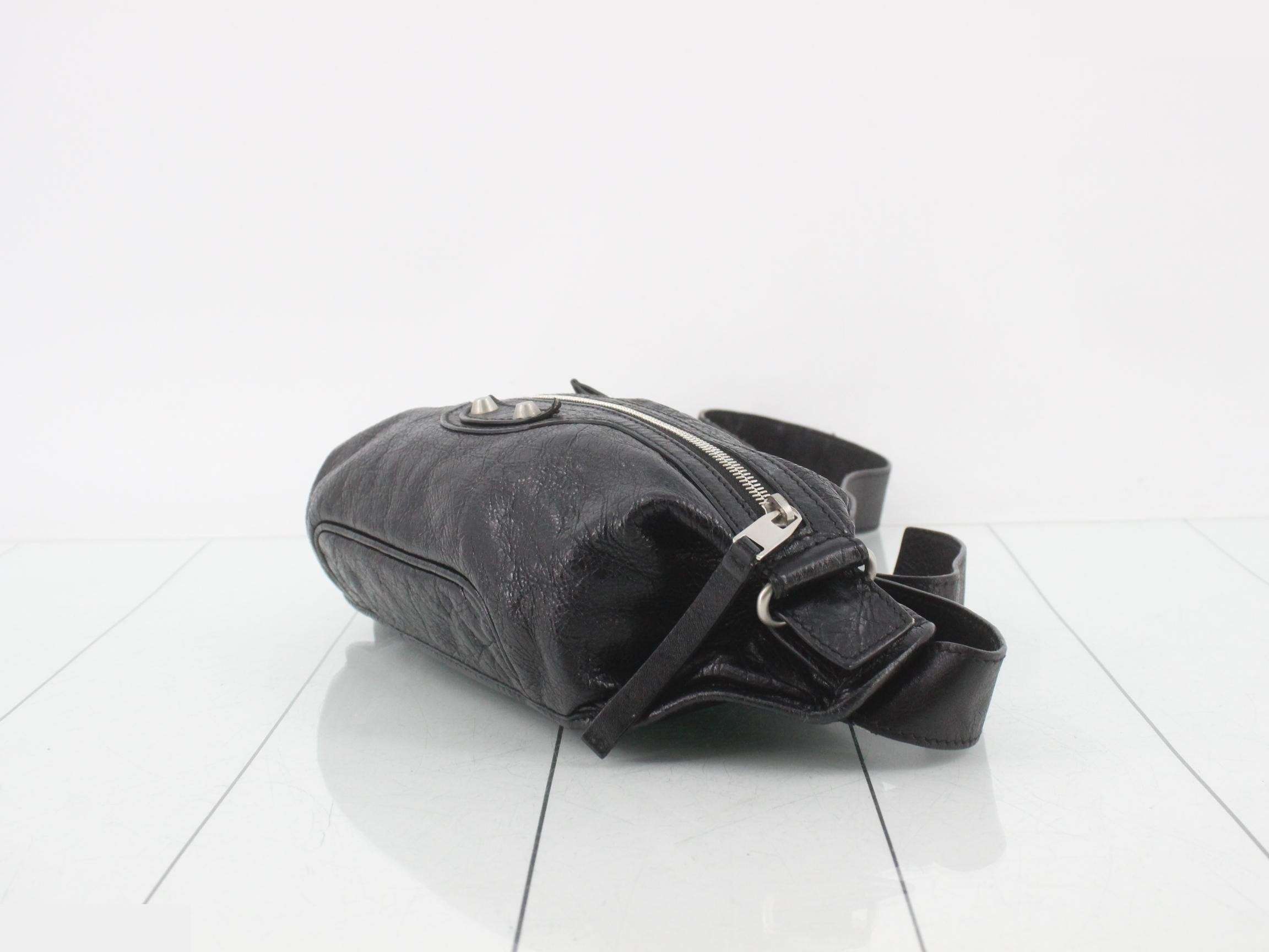 Leather Classic Neo Lift Body Bag, Black, Silver Hardware — view 6